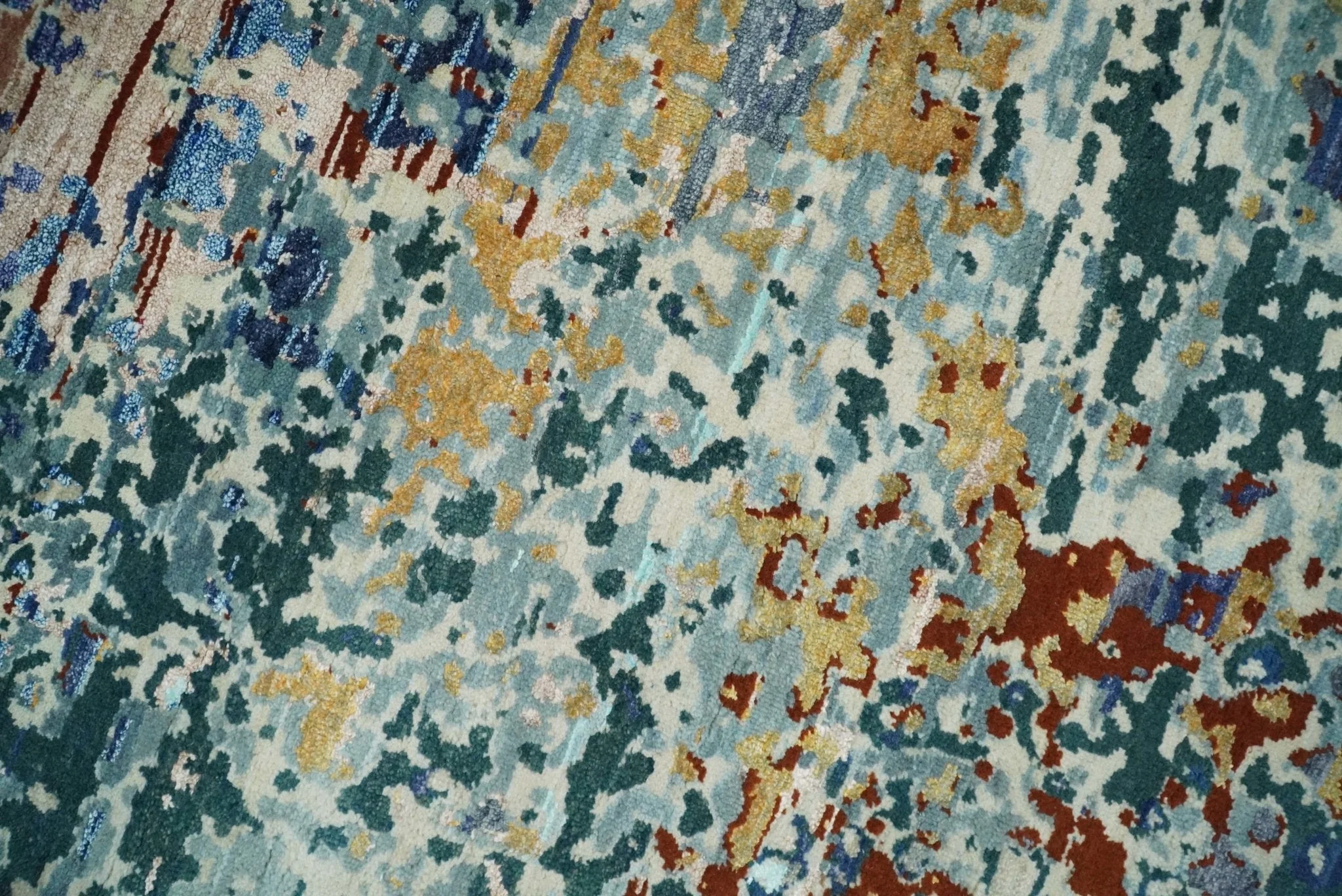 2.6x10 Fine Hand Knotted Blue Modern Abstract Wool and Silk Runner Area Rug | AGR12 - Image 2