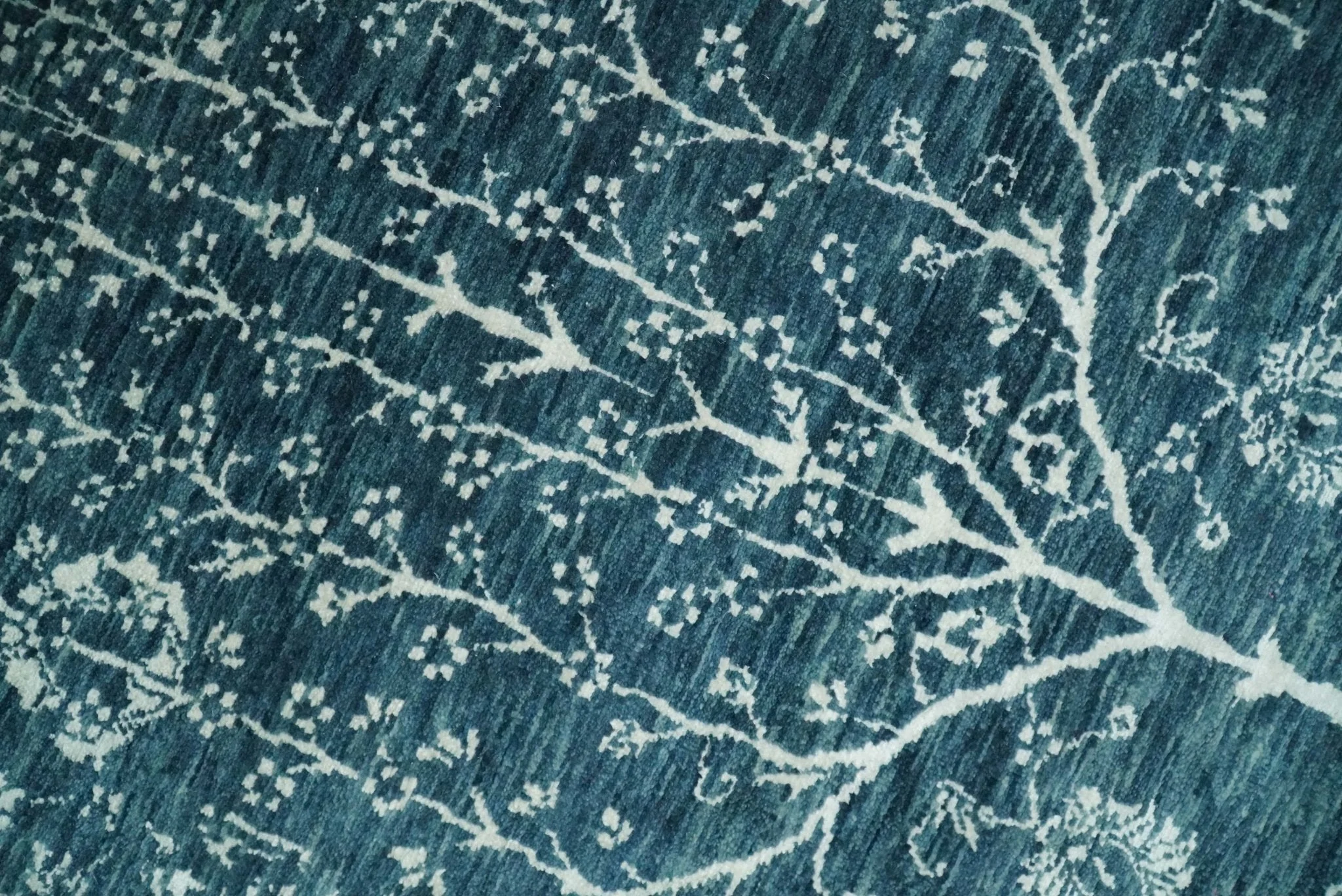 2.6x10 Fine Hand Knotted White and Blue Traditional Persian Style Antique Wool Rug - Image 3