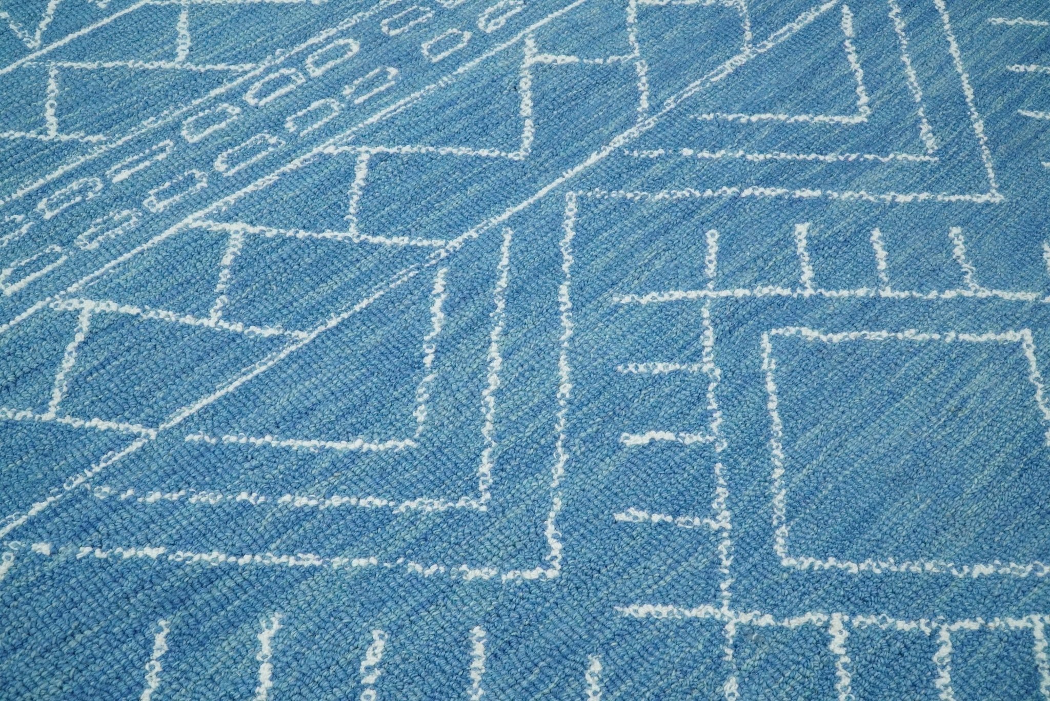 Blue Modern Contemporary Hand Tufted Wool Area Rug - Image 5