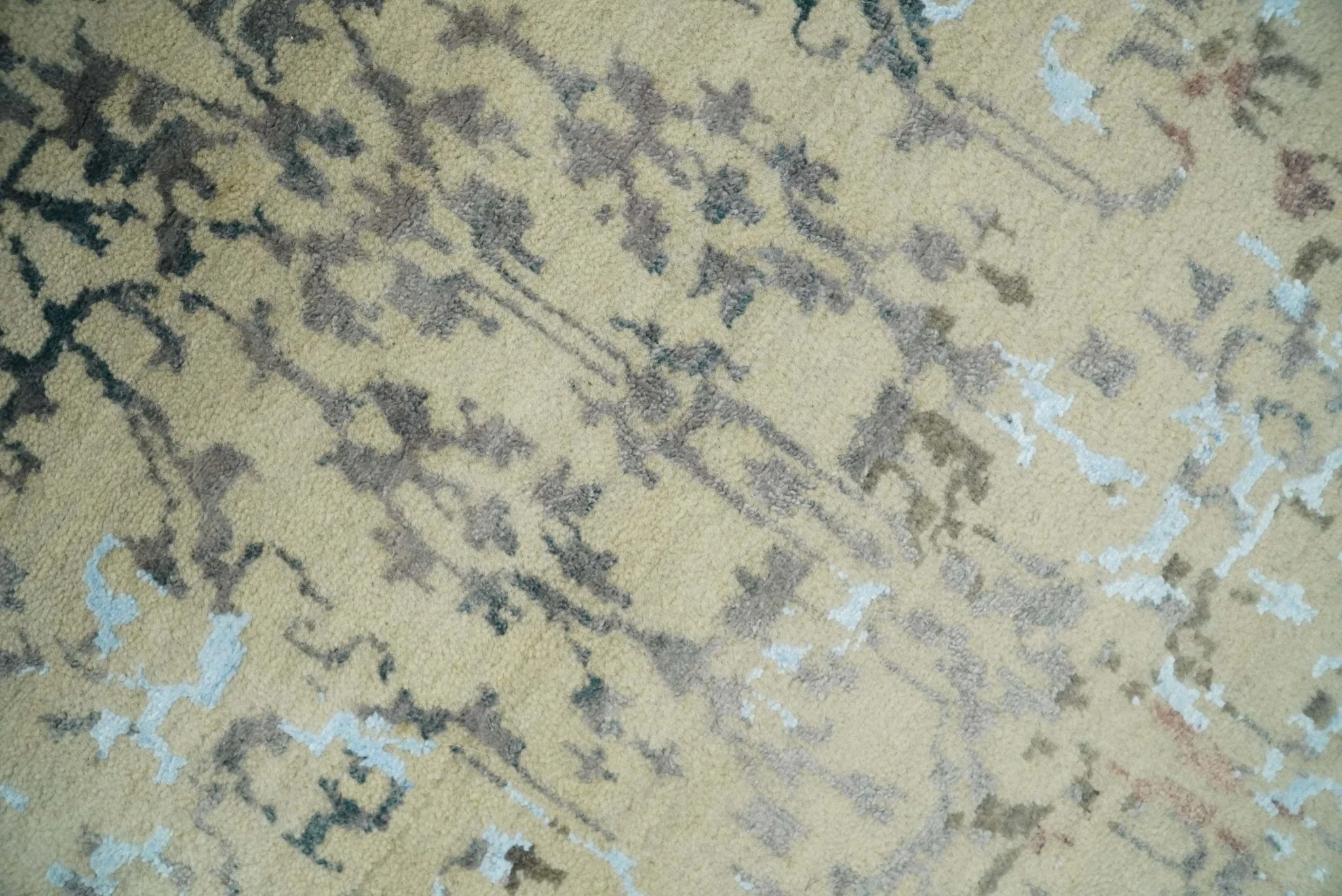 6x9 Fine Hand Knotted Beige and Rust Vintage Persian Style Antique Wool and Silk Rug - Image 5