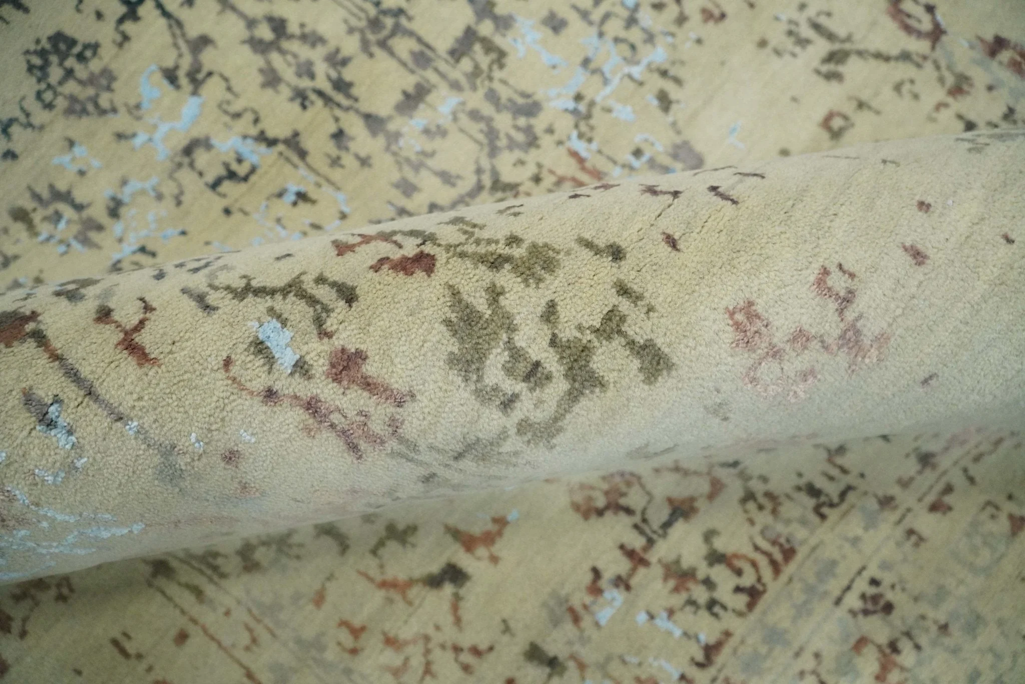 6x9 Fine Hand Knotted Beige and Rust Vintage Persian Style Antique Wool and Silk Rug - Image 9