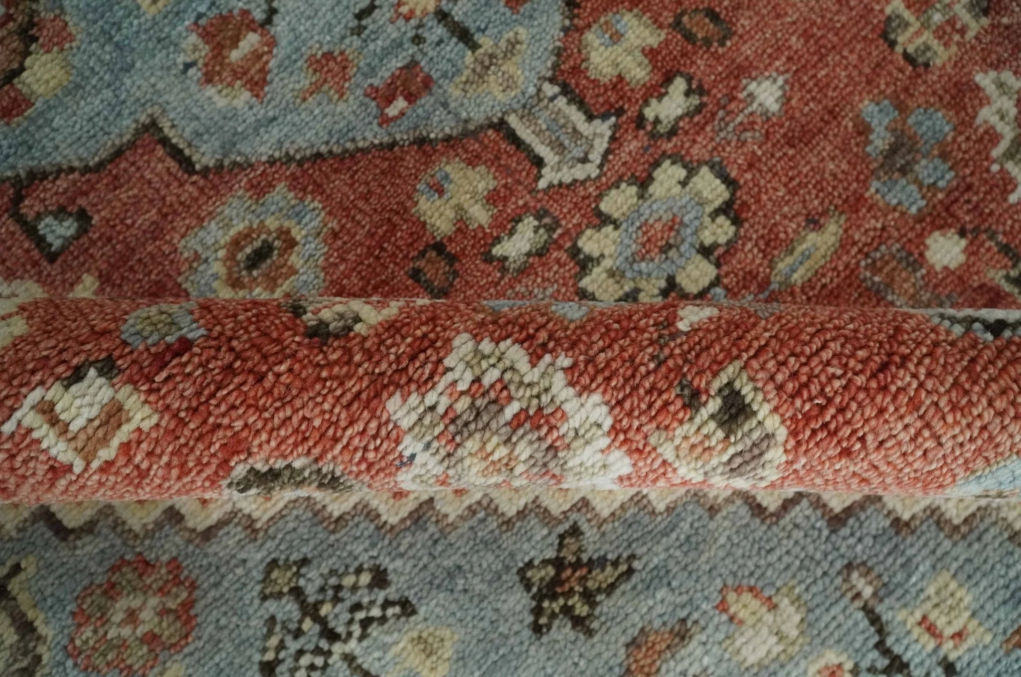 8x10 Antique look Traditional Floral Gray, Rust and Beige Hand knotted wool Area Rug - Image 6