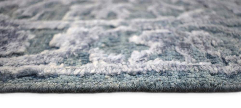 Modern Silver And Gray Hand Knotted Bamboo Silk 8x10 Area Rug - Image 7