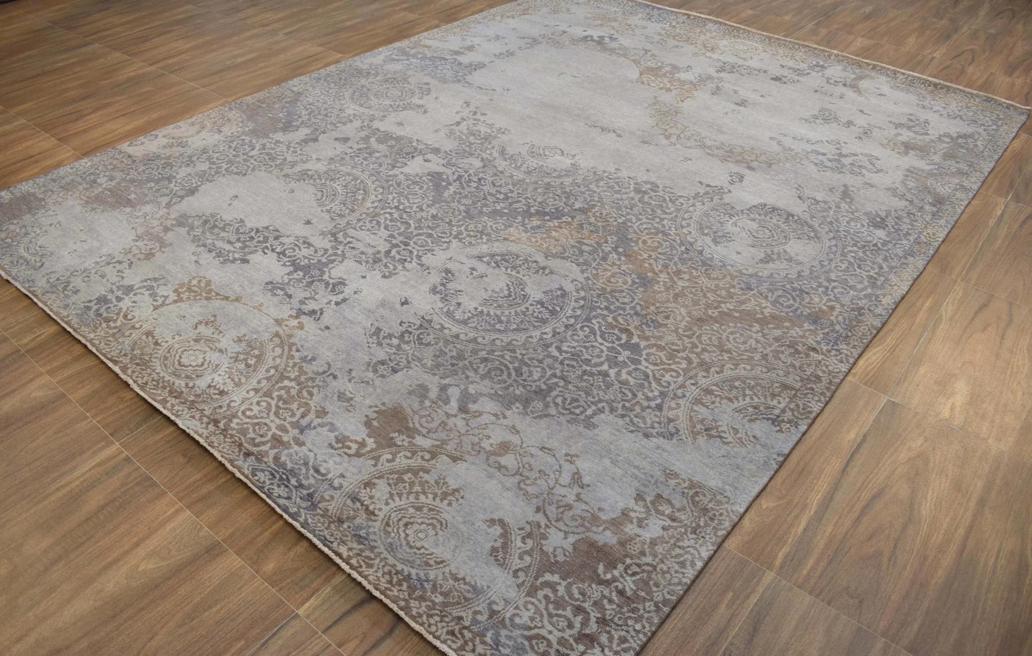 Brown Traditional Style Hand Knotted Wool 8x10 Area Rug - Image 4