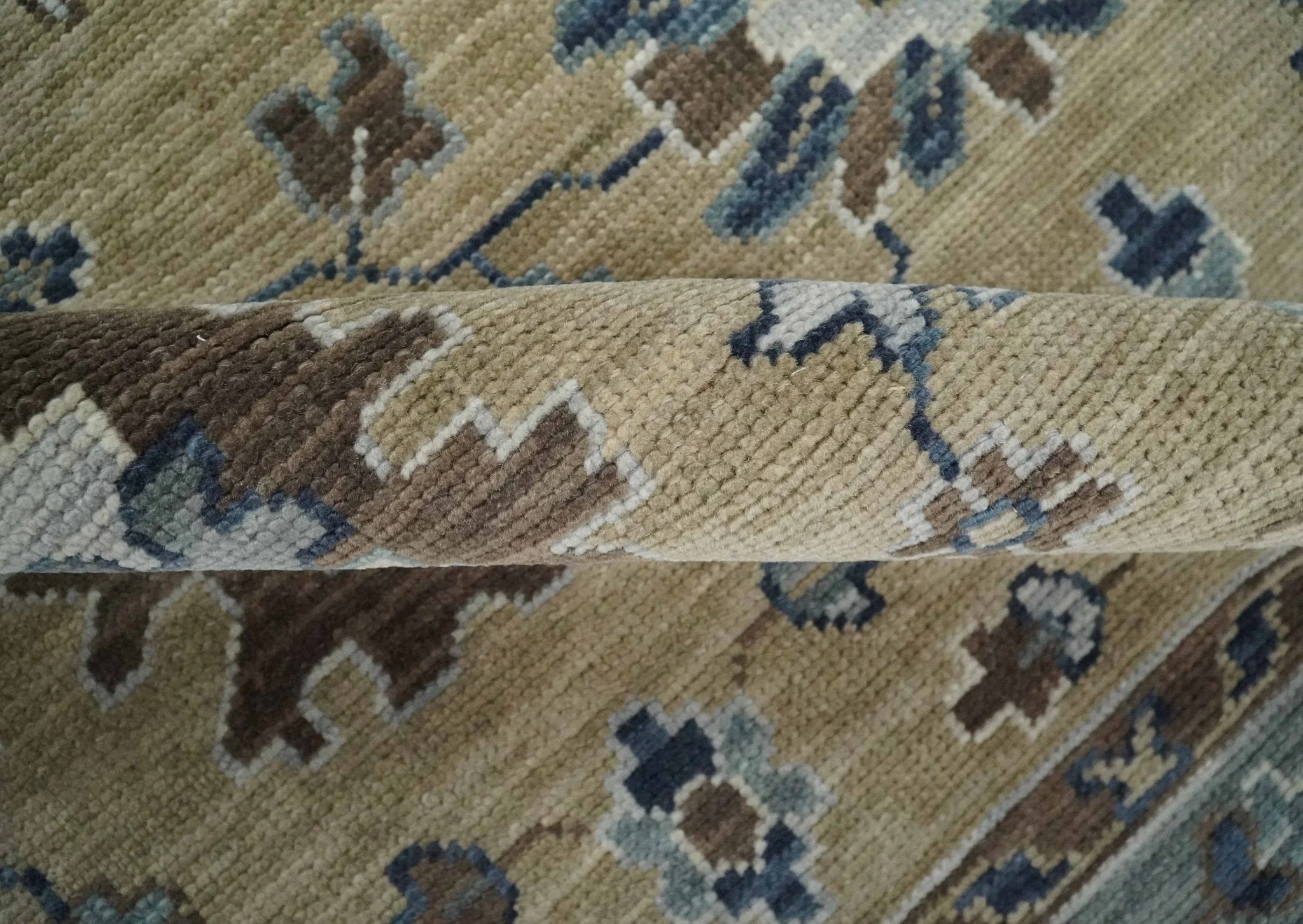 8x10 Traditional Beige and Gray Antique Style Floral Hand knotted Wool Area Rug - Image 6