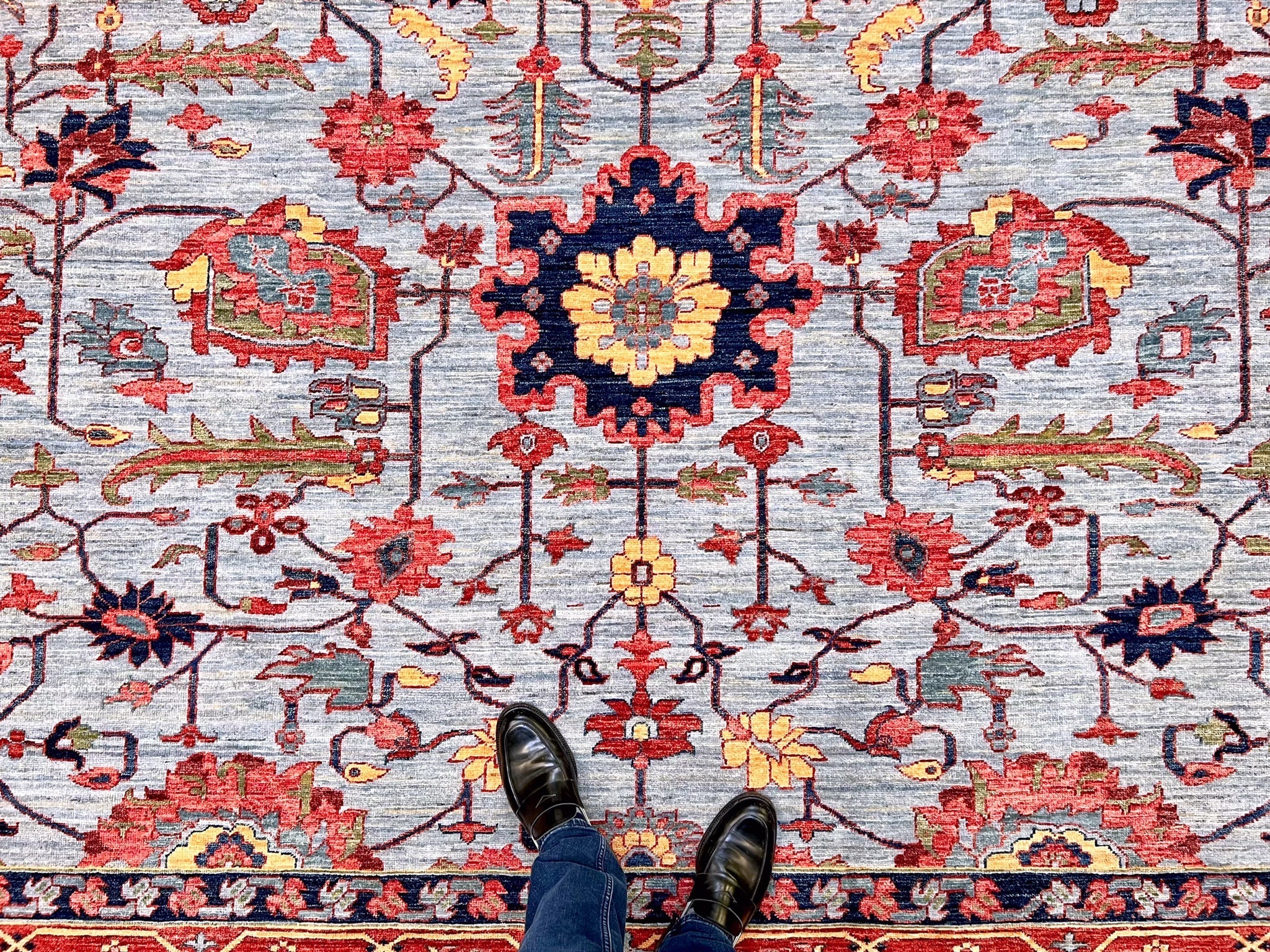 Afgahn Heriz (10'02"x14'00") lt.blue/red - Image 13