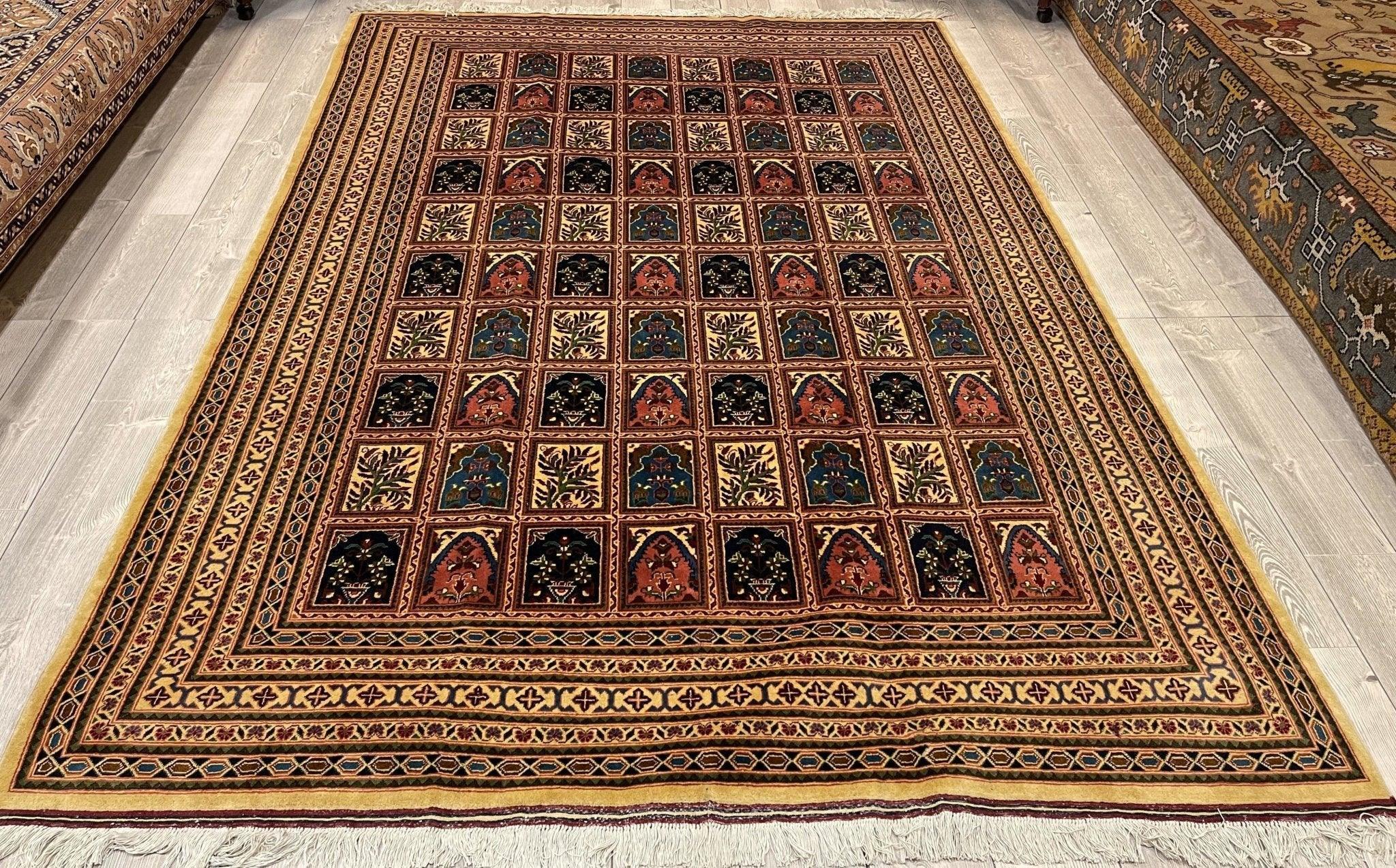 Afghani  I Bakhtiari 7x10 Area Rug - Image 3