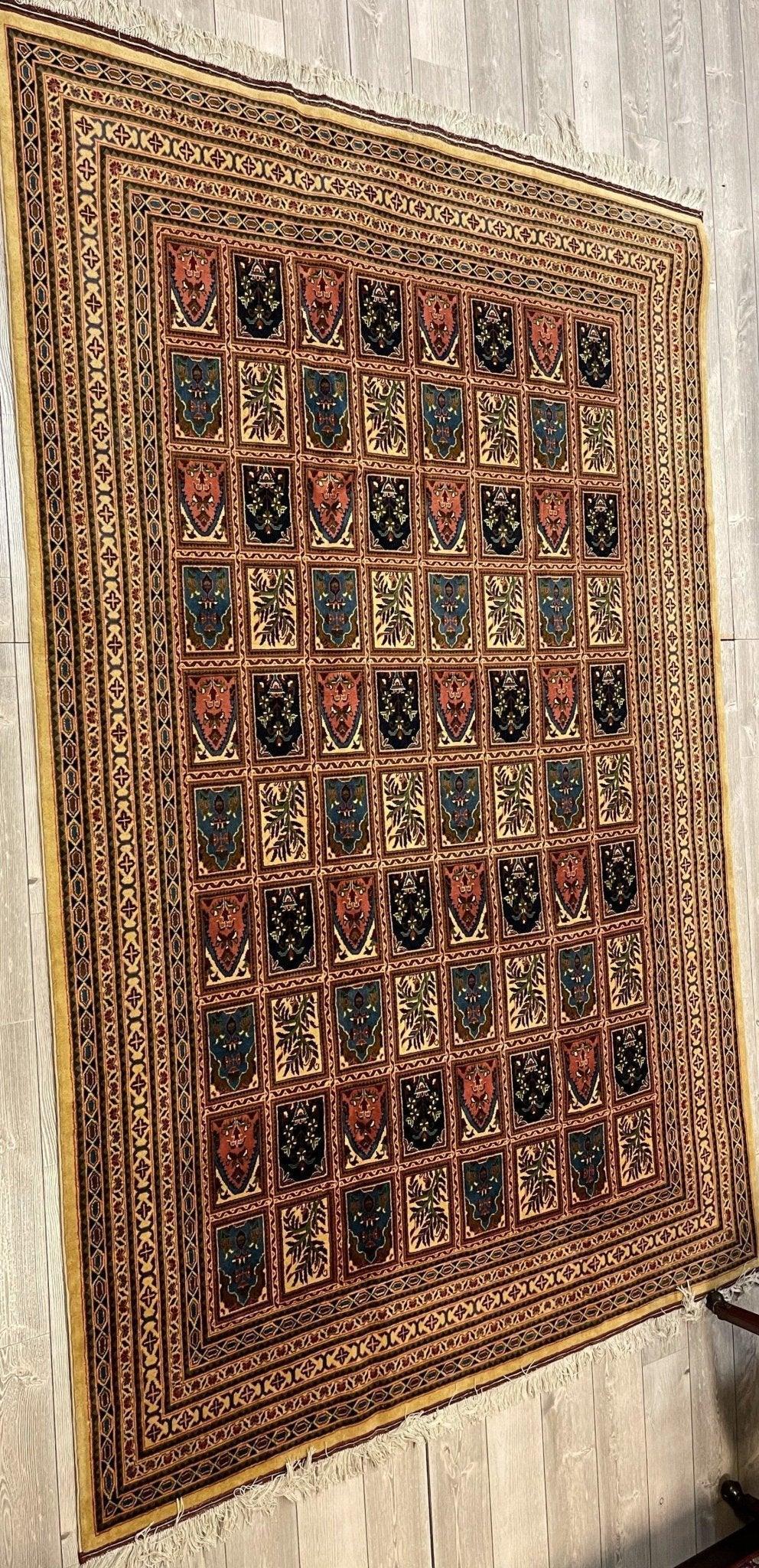 Afghani  I Bakhtiari 7x10 Area Rug - Image 4