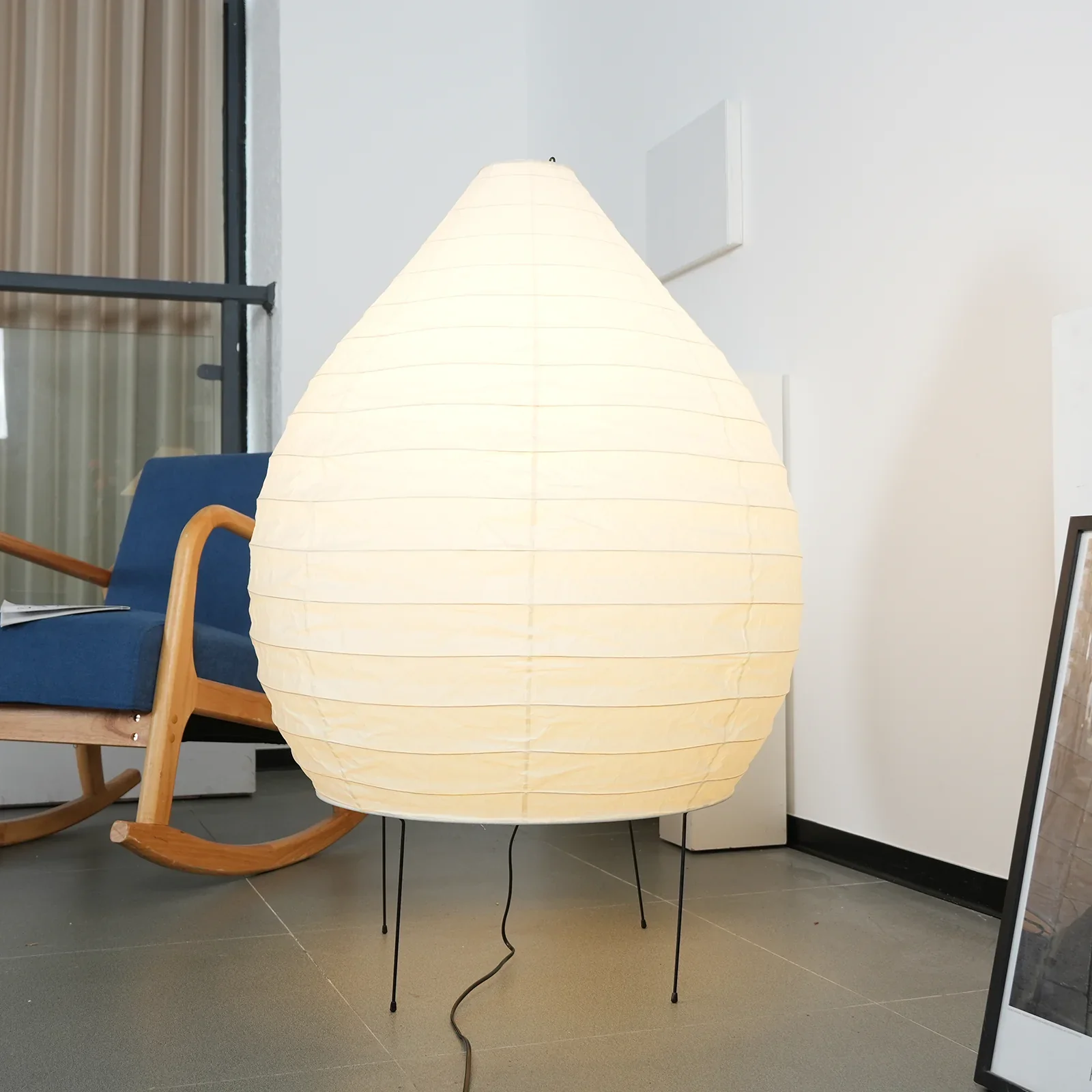 Akari 23N Floor Lamp - Image 2