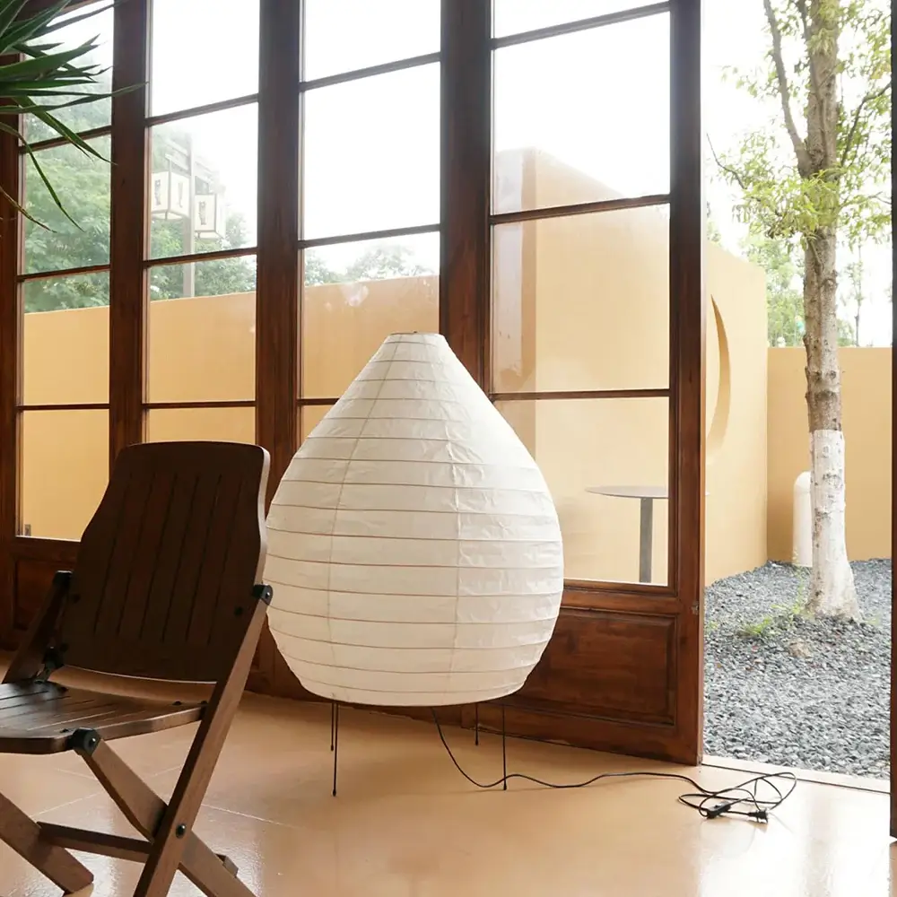 Akari 23N Floor Lamp - Image 3
