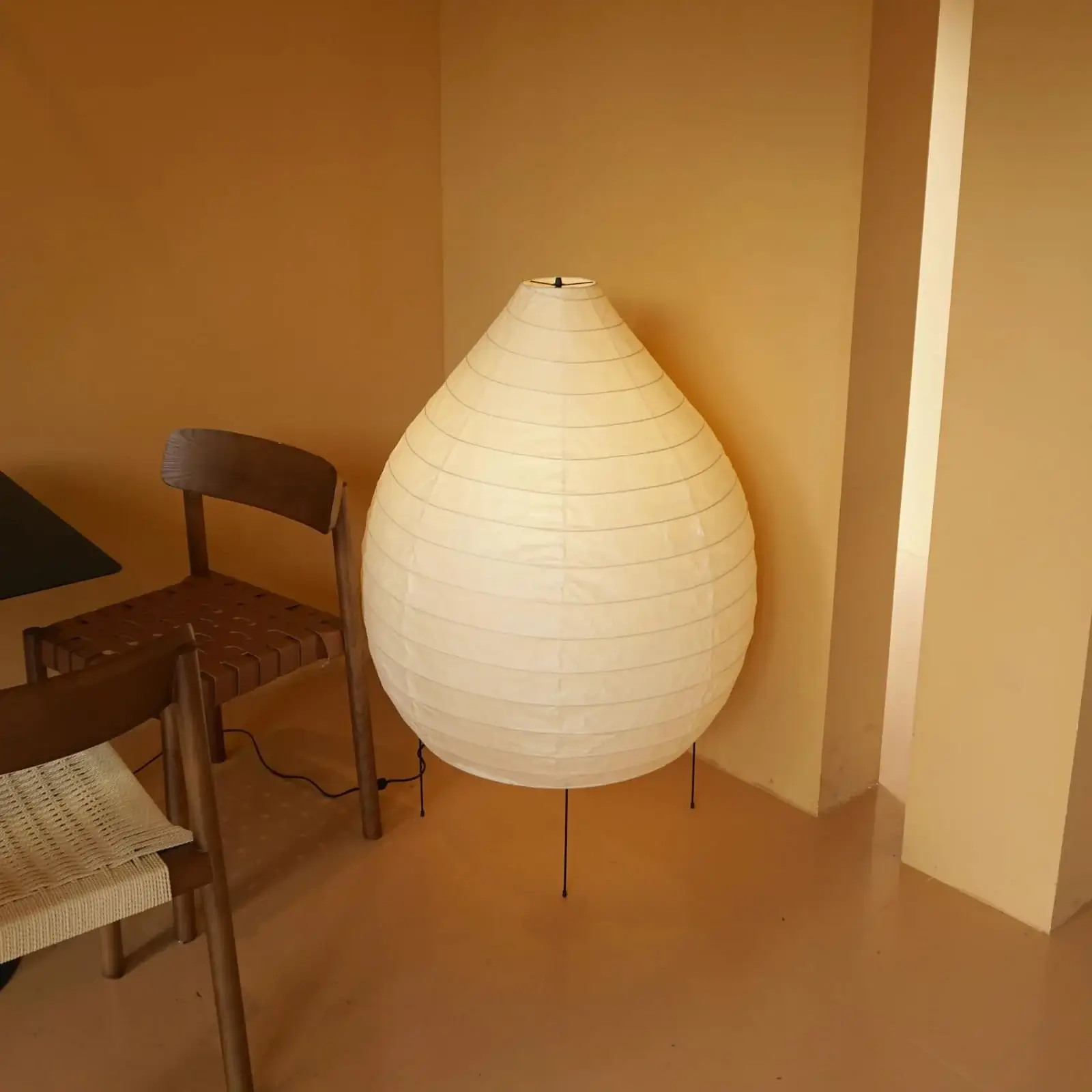 Akari 23N Floor Lamp - Image 6