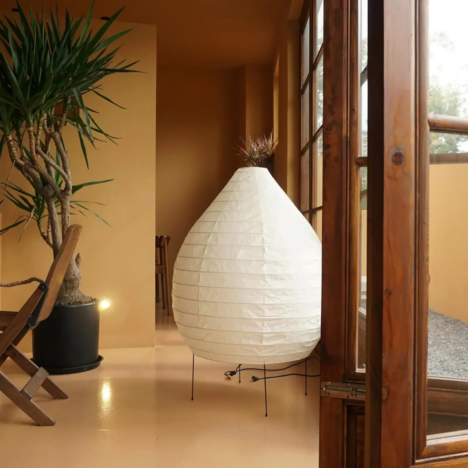 Akari 23N Floor Lamp - Image 7