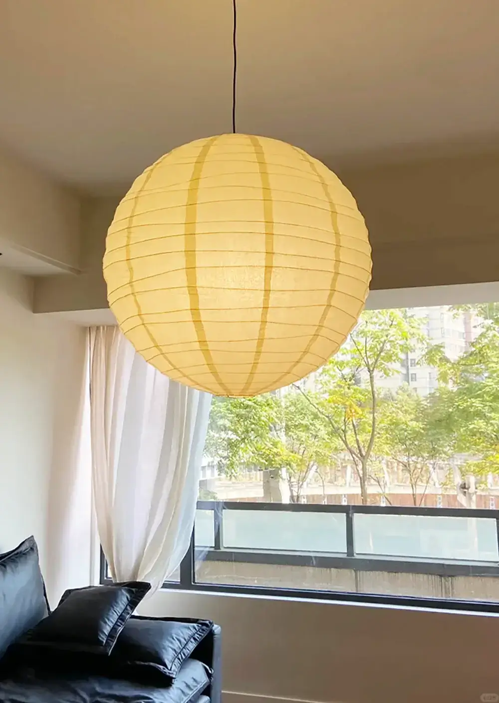 Akari 55D Pendant Lamp - Image 3