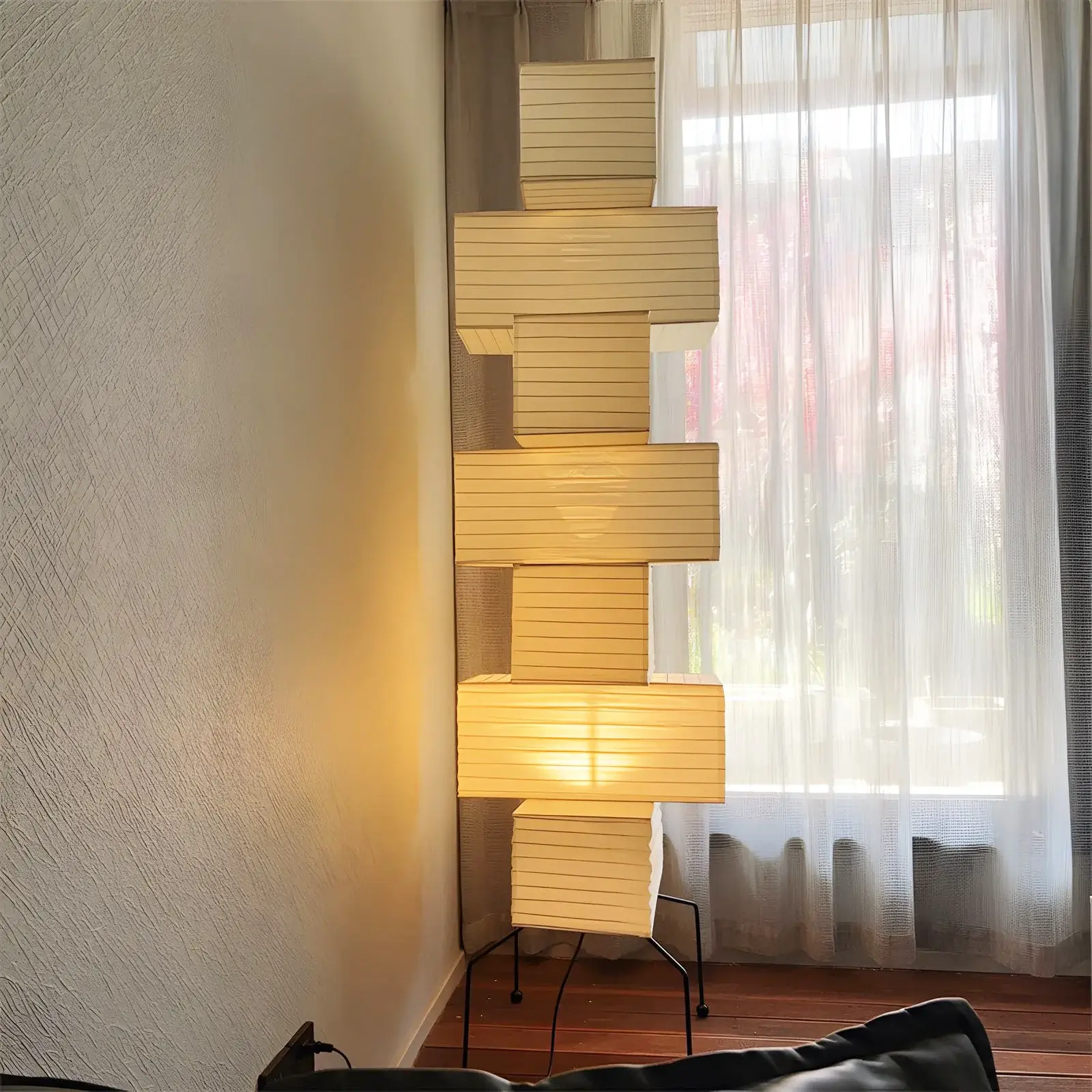 Akari UF4-L10 Floor Lamp - Image 8