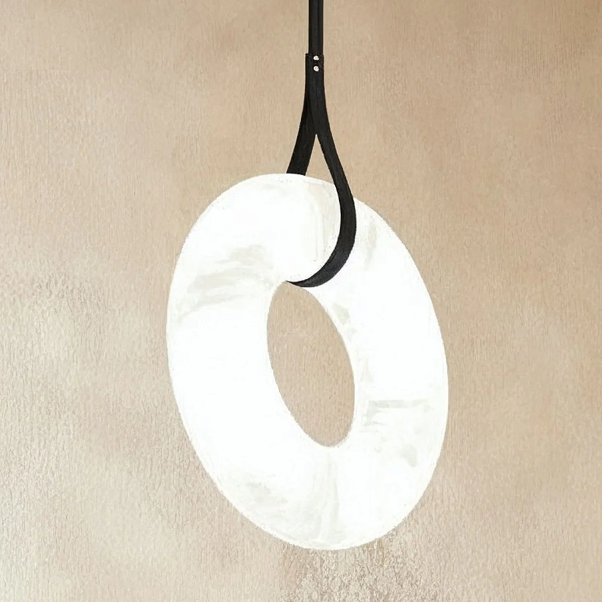 Aktis Alabaster Pendant Light - Image 16