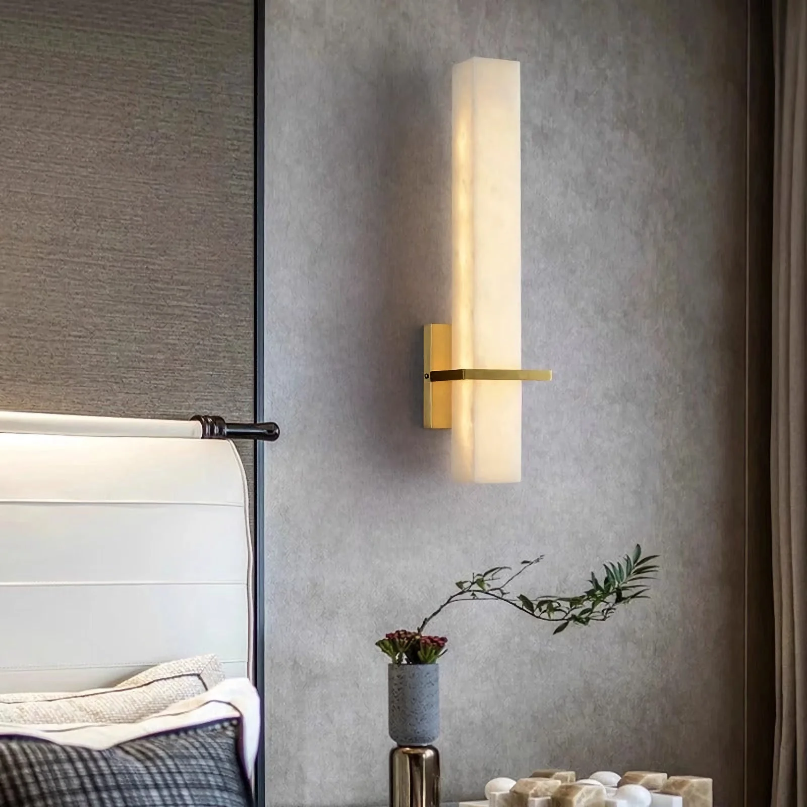 Alabaster Milan Wall Lamp - Image 4