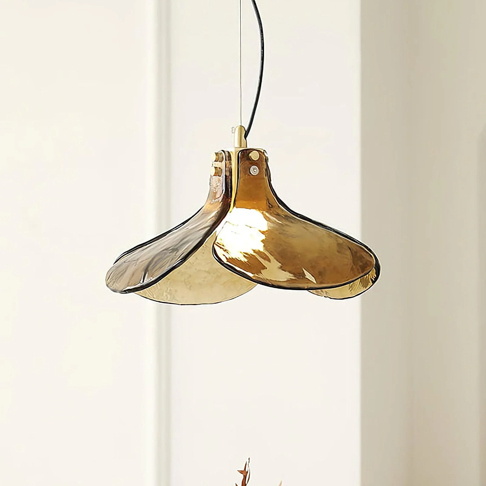 Amber Petal Glass Pendant Light - Image 5