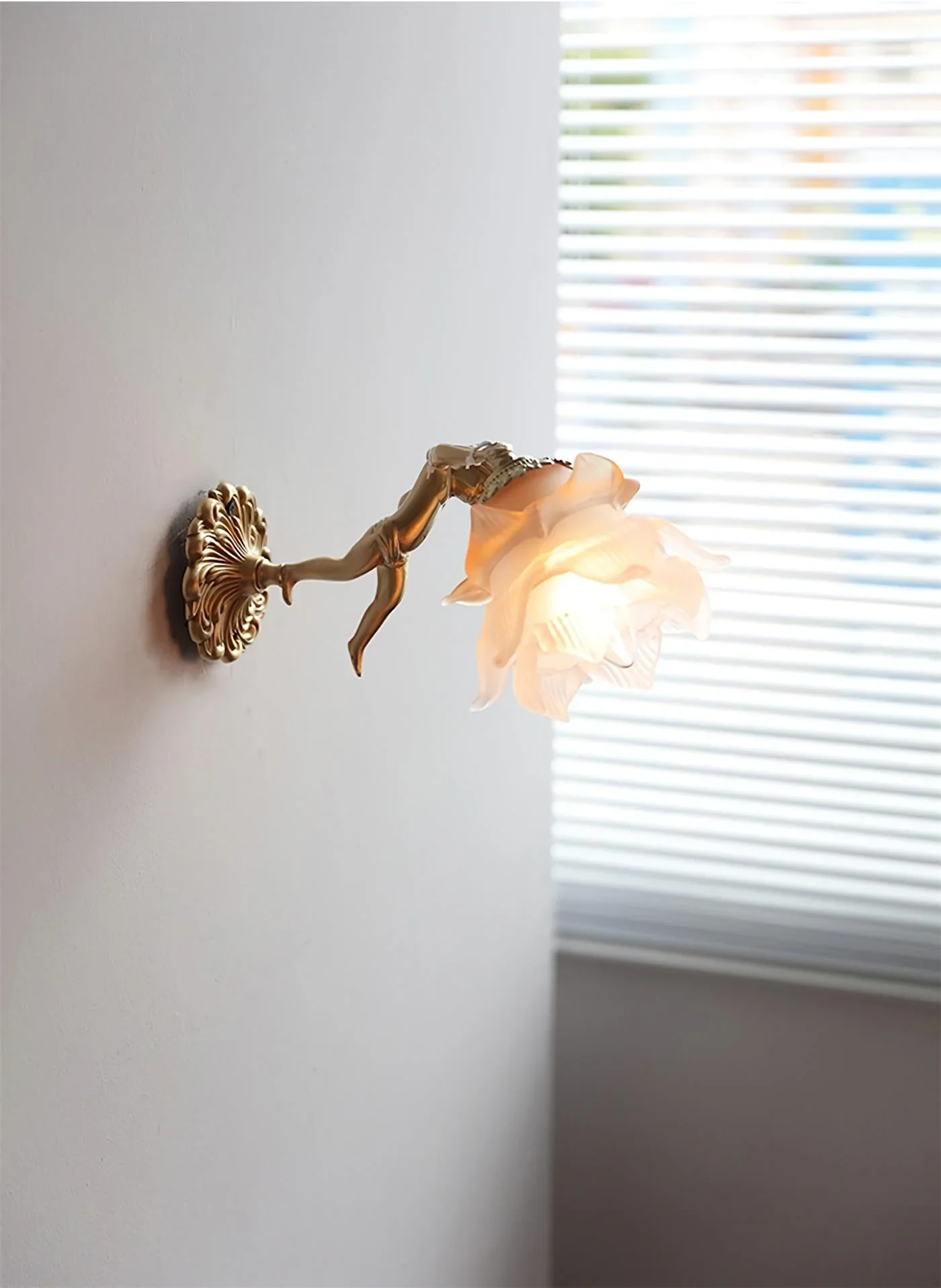 Angel Glass Wall Light - Image 12