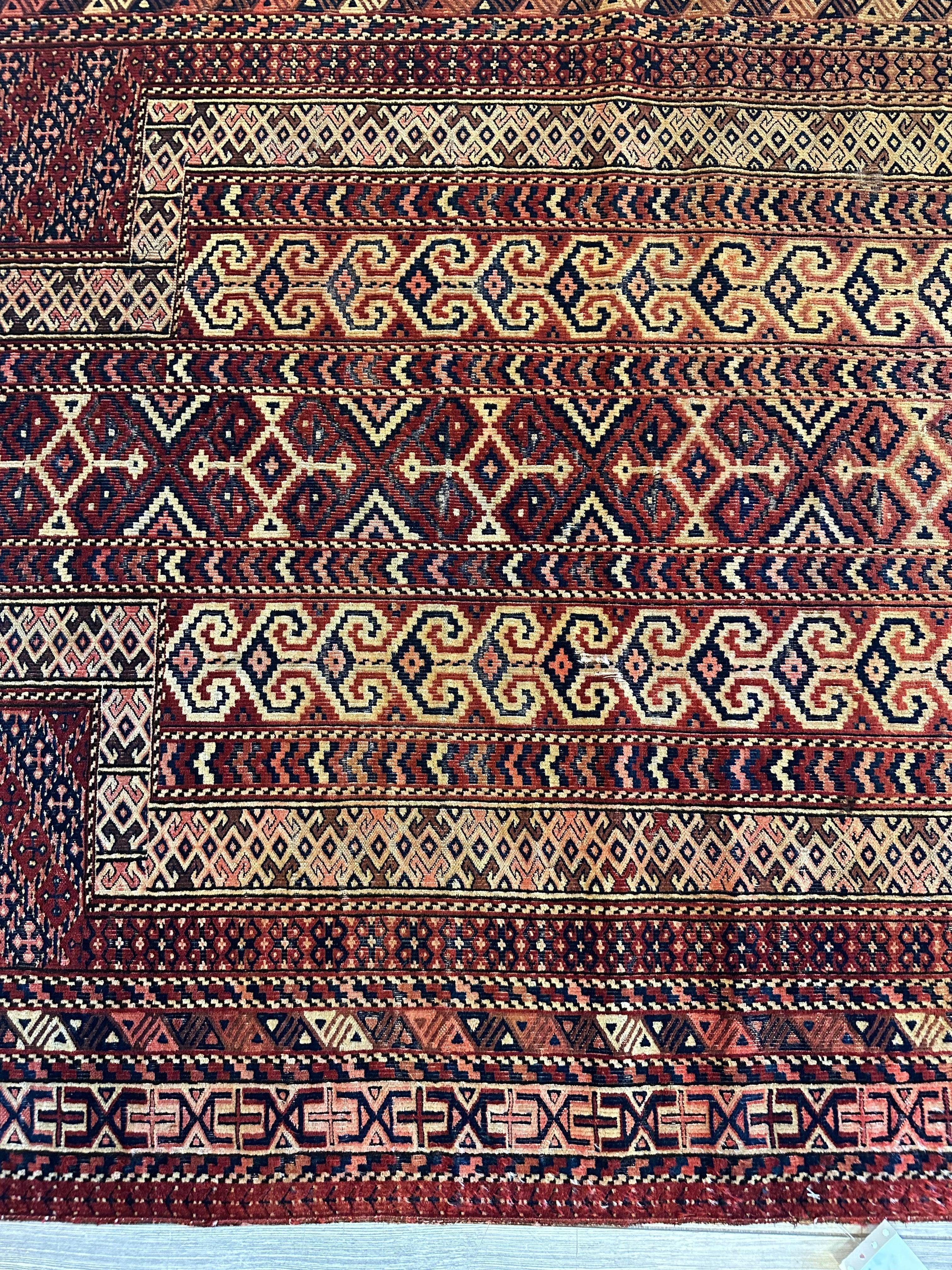 Antique 1890’s Turkoman Prayer Rug or Namazlyk 4’ x 5’2” - Image 7