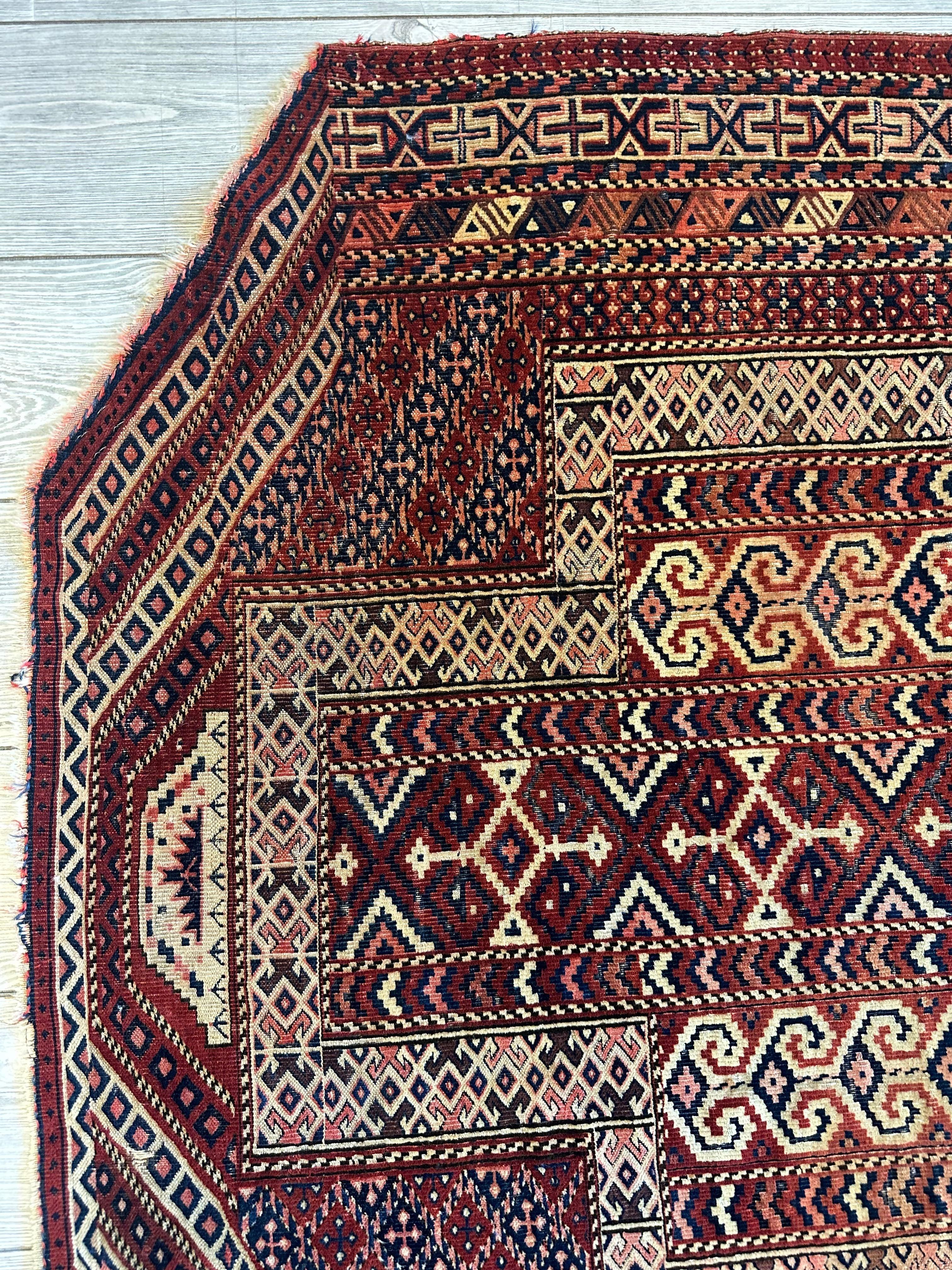 Antique 1890’s Turkoman Prayer Rug or Namazlyk 4’ x 5’2” - Image 9