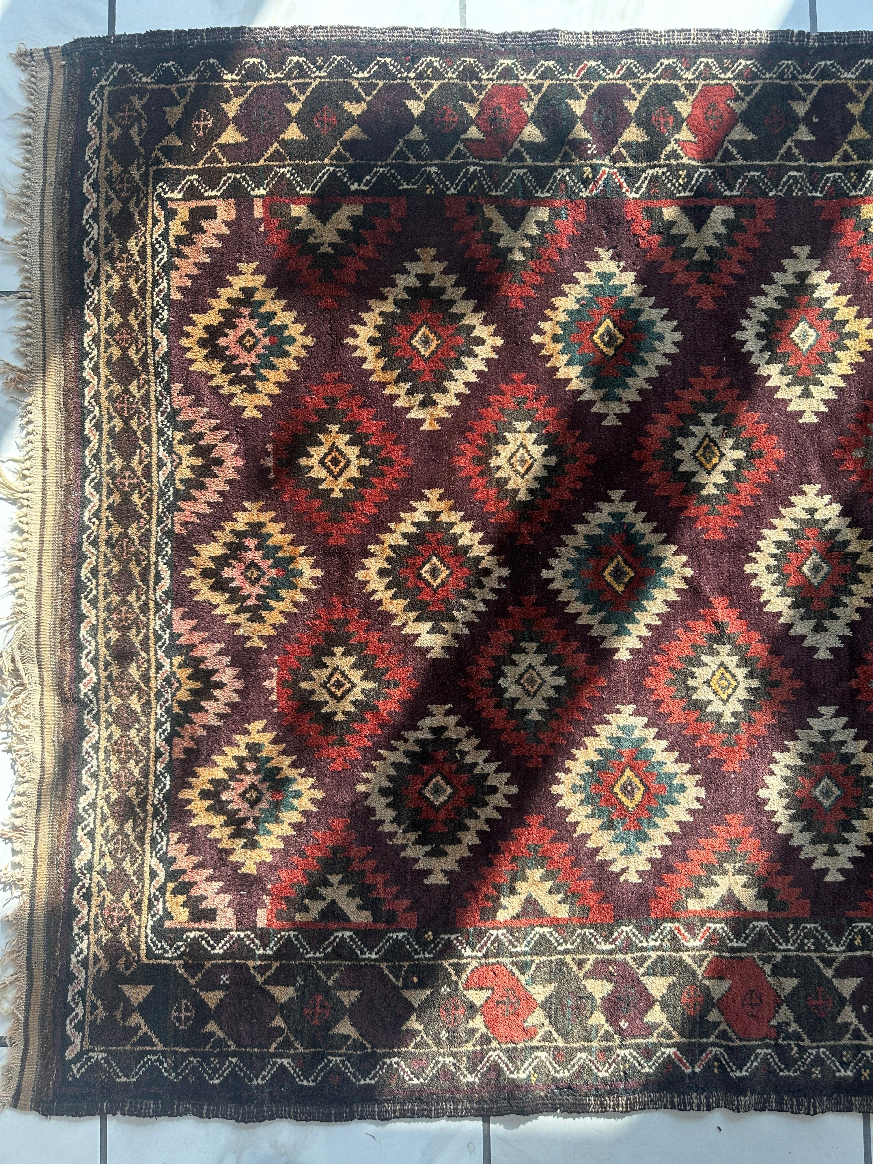 Antique 1900’s Tribal Baluch Wool Rug 4’5” x 8’6” - Image 7