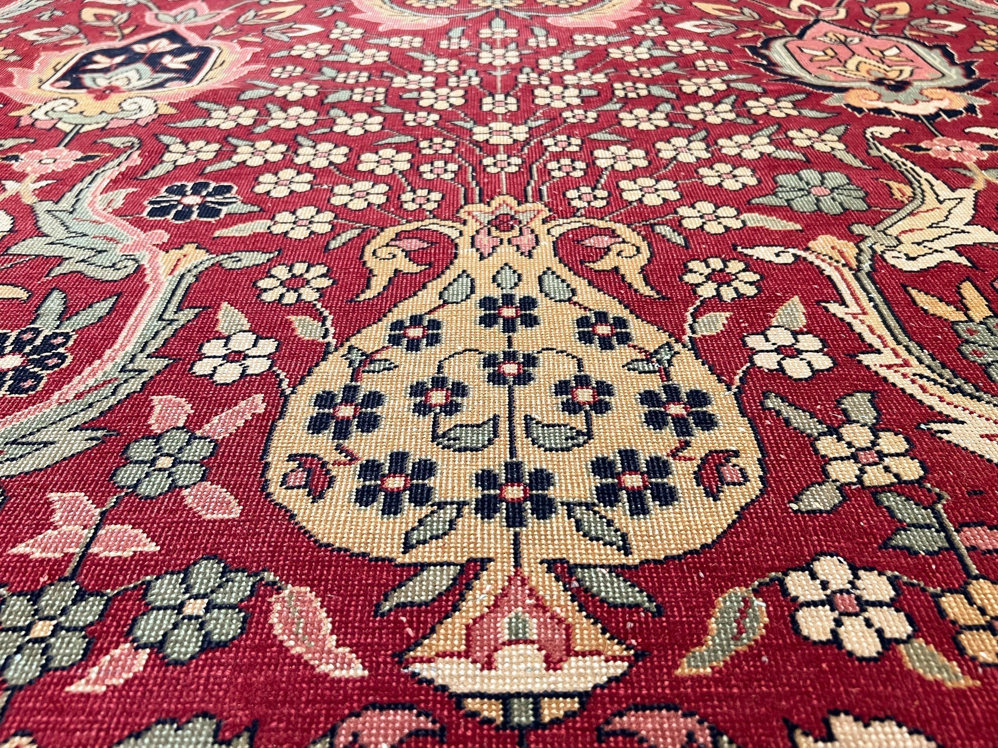 Antique Amritsar (10'00"x16'02") deep red - Image 16