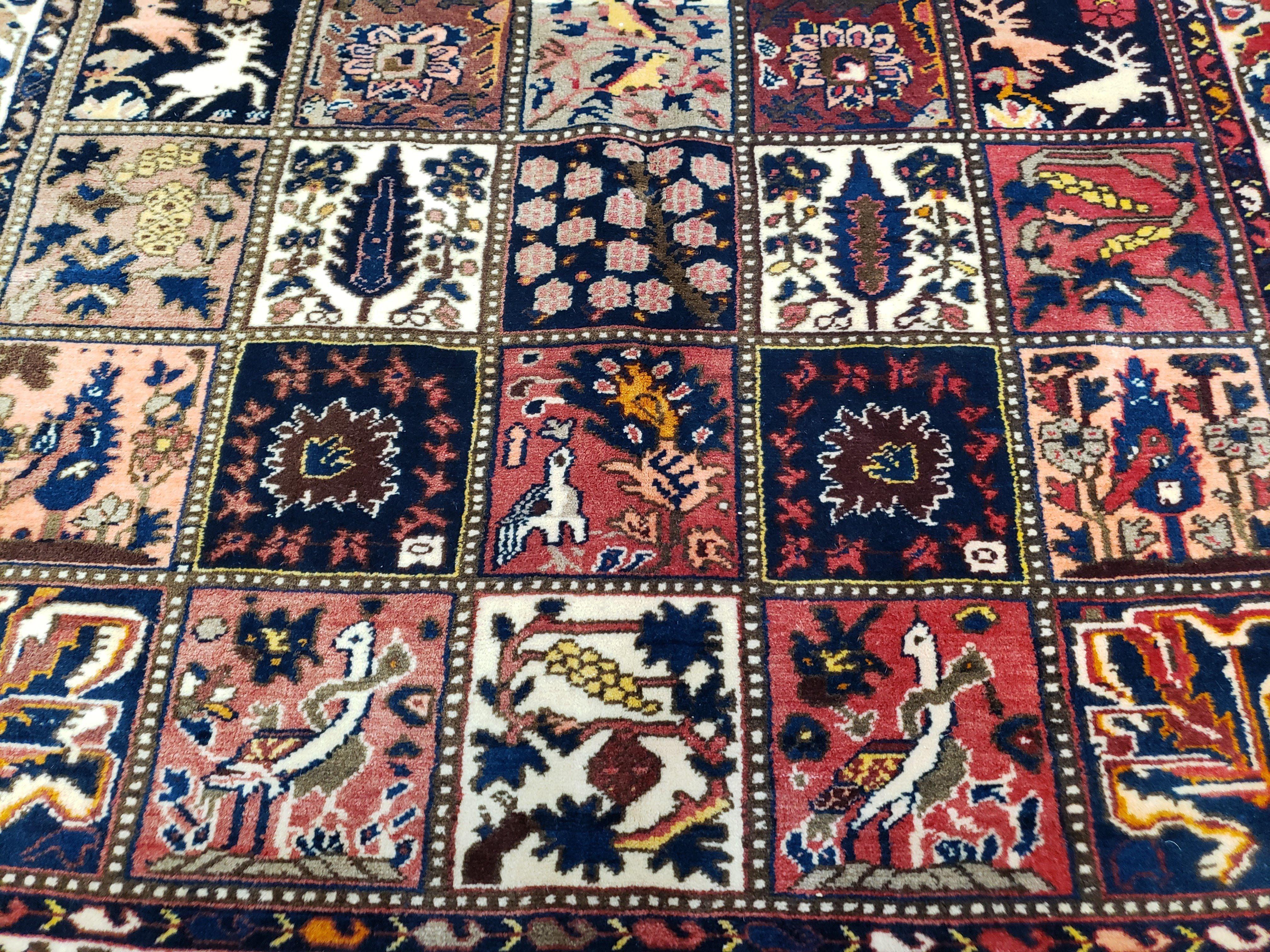 Antique Persian Bakhtiari Rug circa 1920s, Kheshti Panel Design, Wool, Hand-Knotted, 5'3" x 10' - Image 4