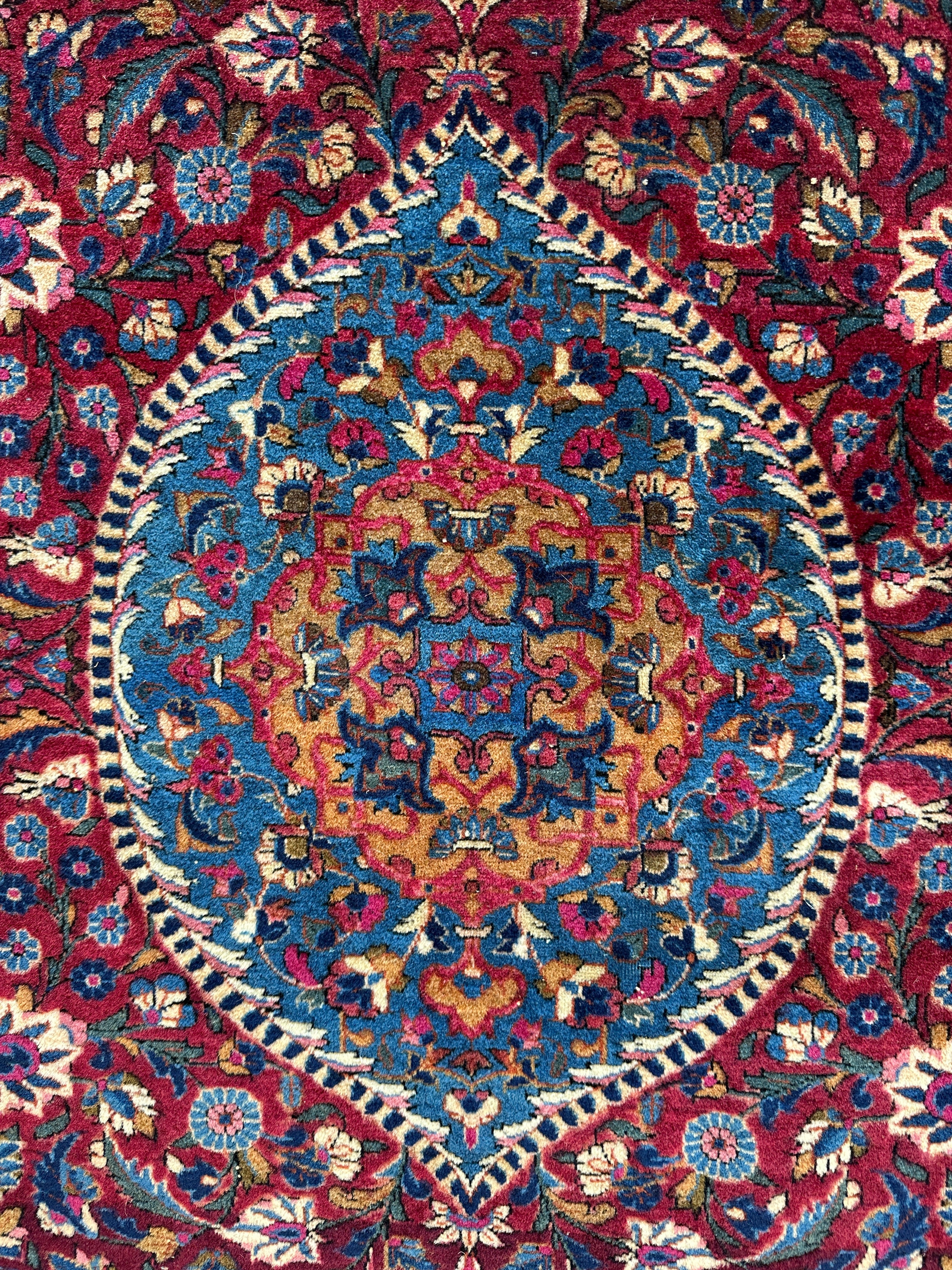 Antique Persian Kashan Debir Rug – 4’3” x 6’4” – Circa 1920s – Hand-Knotted Fine Wool - Image 2
