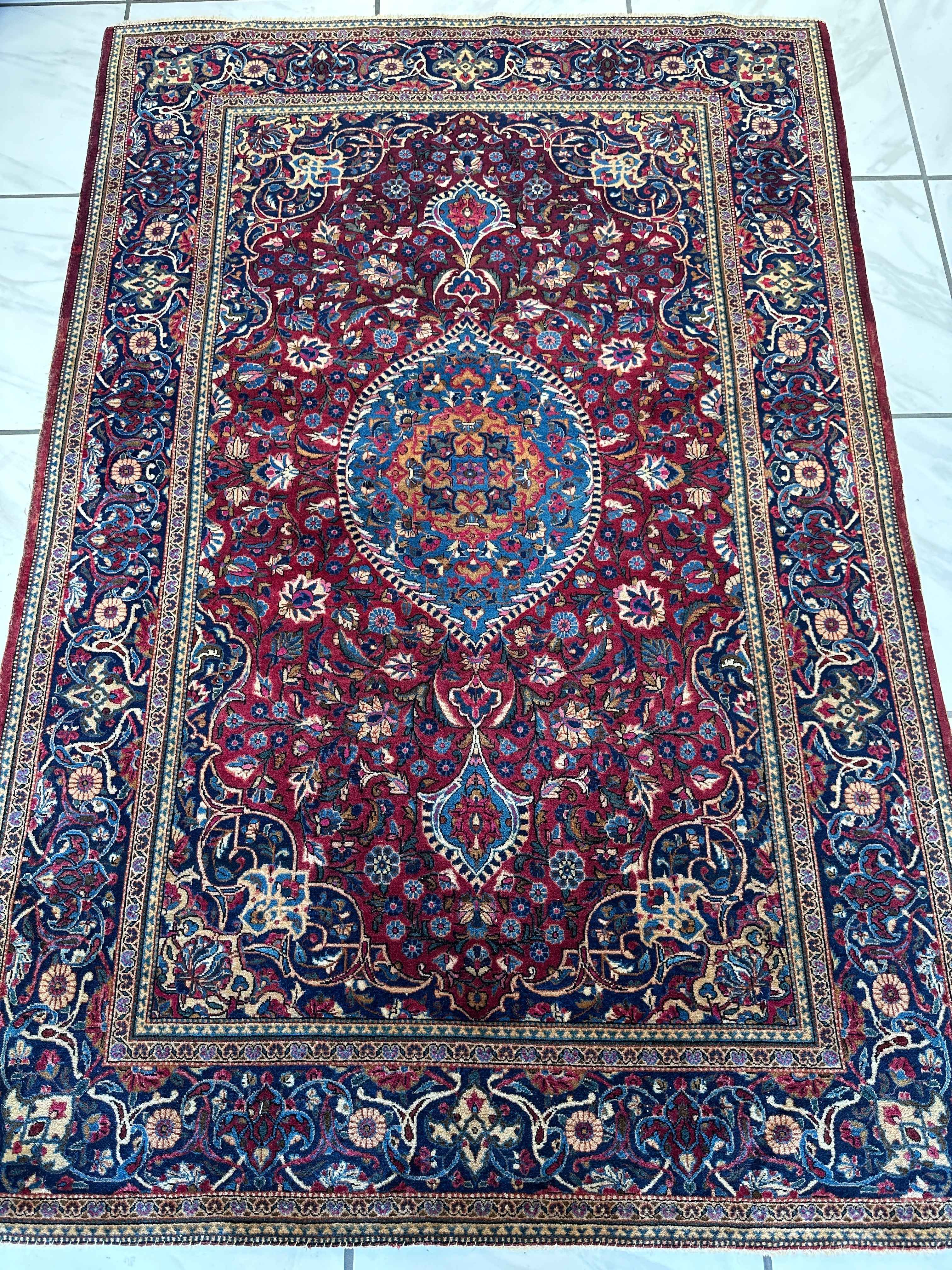 Antique Persian Kashan Debir Rug – 4’3” x 6’4” – Circa 1920s – Hand-Knotted Fine Wool - Image 4