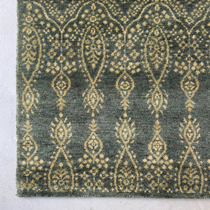 Arabesque Design (2'06"x10' Runner) teal/gold - Image 4