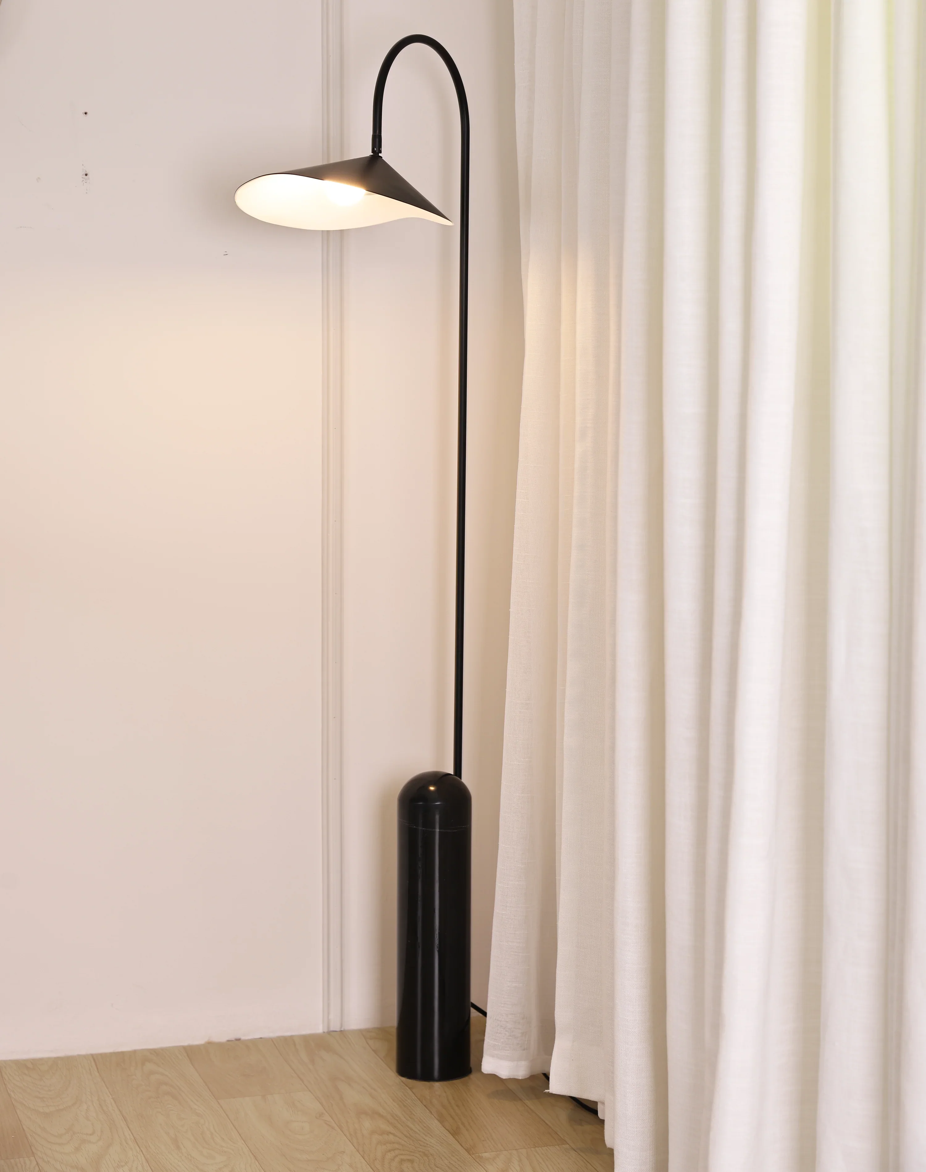 Arum Marble Floor Lamp - Image 16