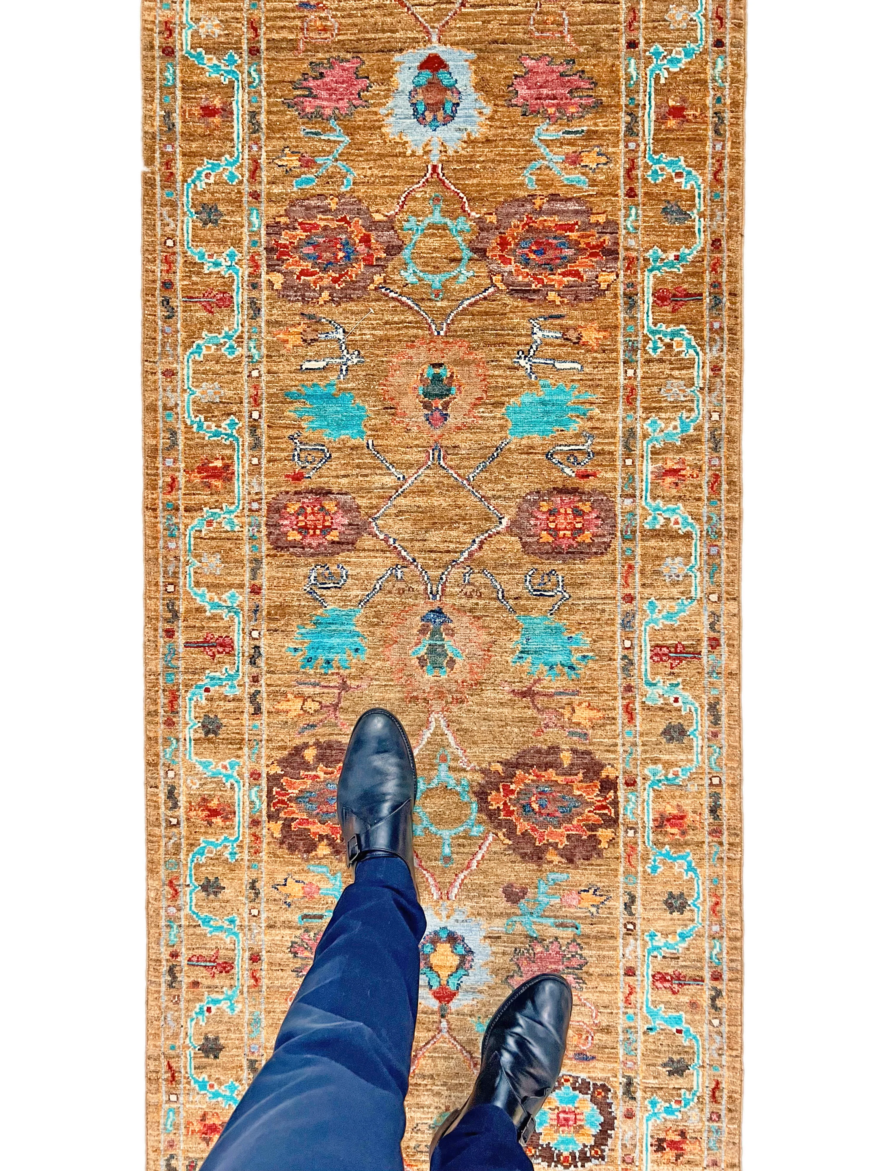 Aryana veg.dye 2'06"x9'05" gld - Image 11