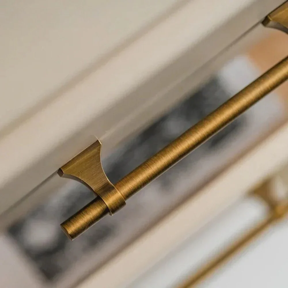 Atiq Brass Knob & Pull Bar - Image 3
