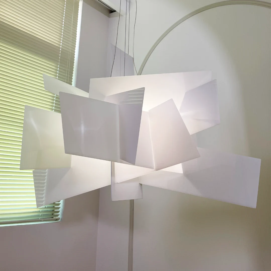 Big Bang Acrylic Chandelier - Image 16