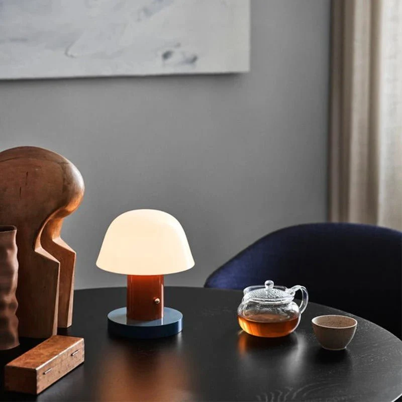 Bruma Table Lamp - Image 5