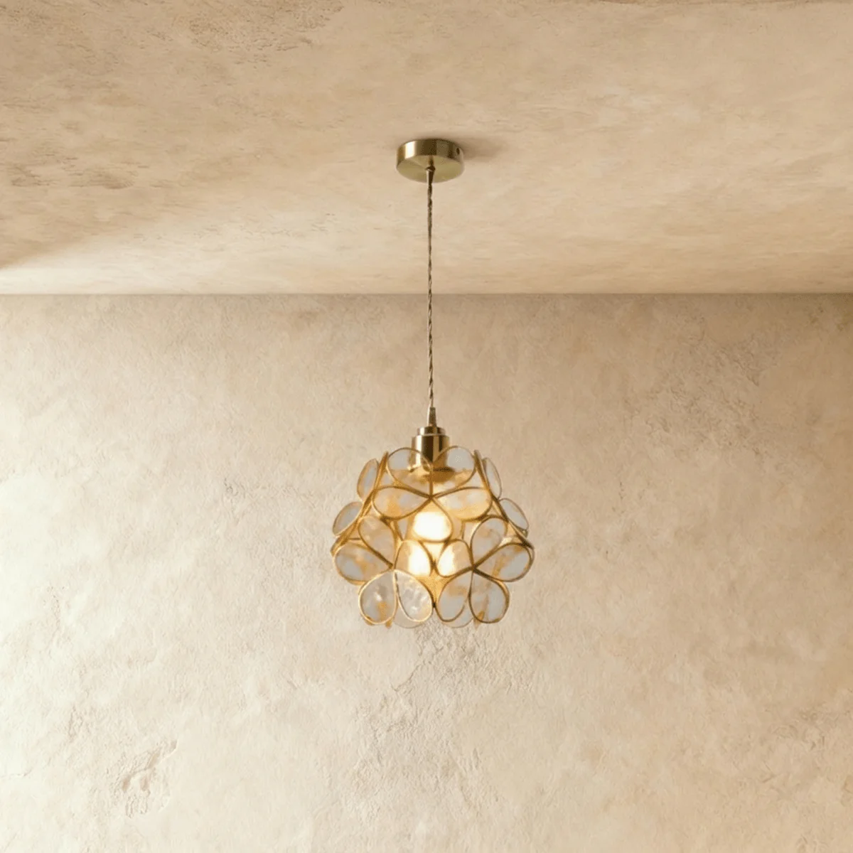 Camellia Pendant Light