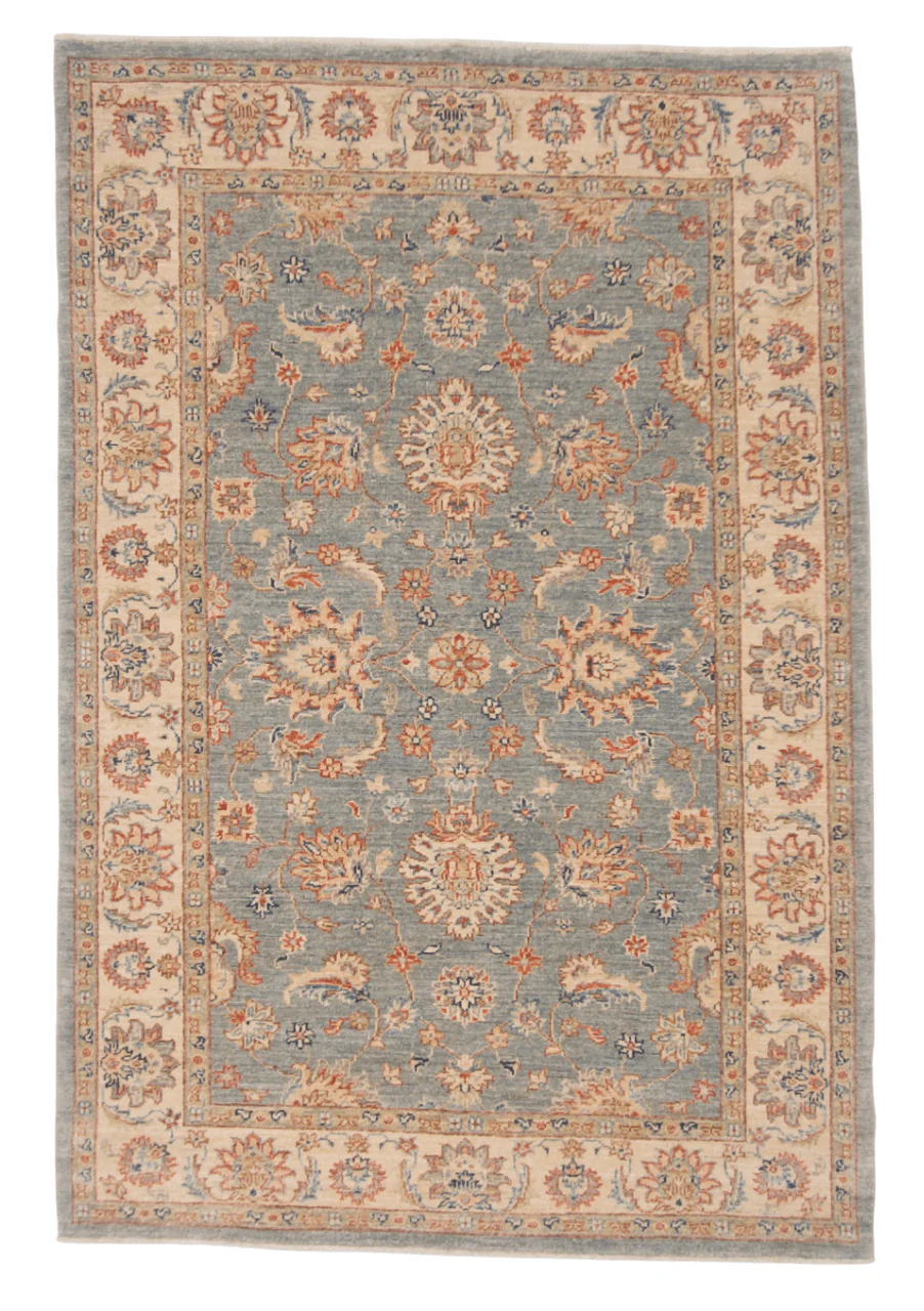 Chobi Farahan (4'02"x6'03") lt.blue/ivory