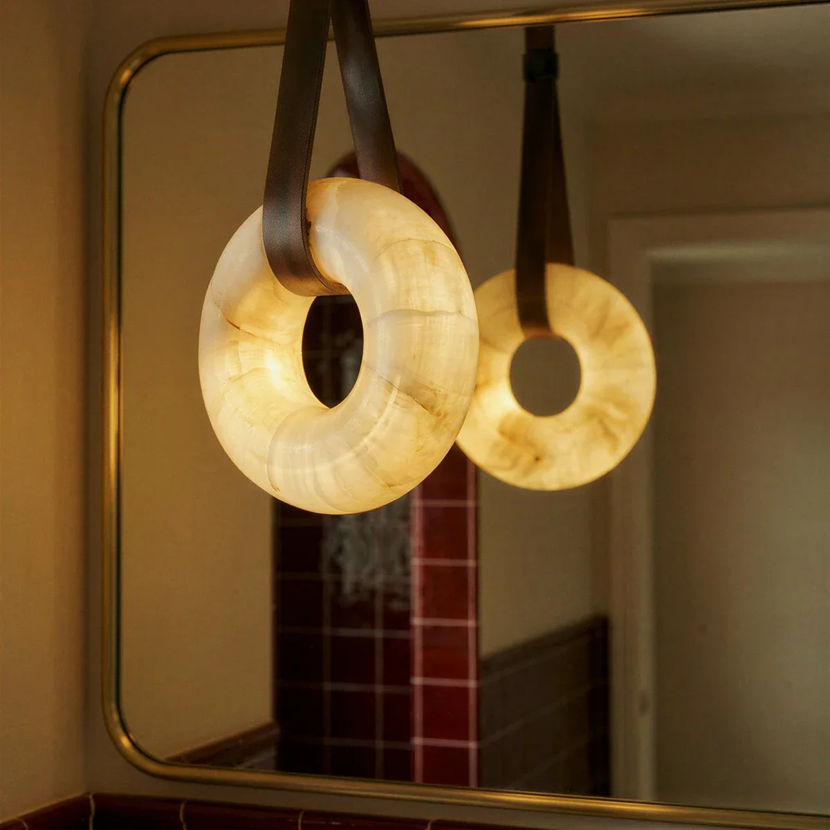Cingeto Alabaster Pendant Light - Image 7