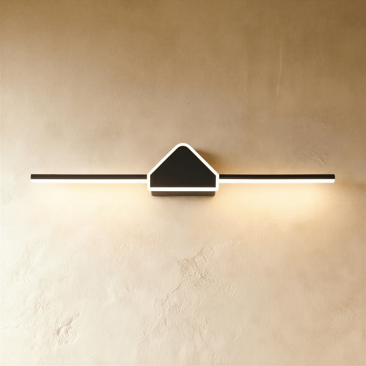 Clytheris Wall Lamp - Image 2