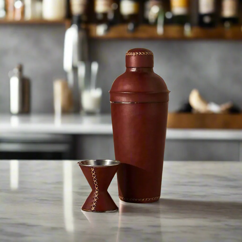 Coctelera | Leather Cocktail Shaker + Jigger - Image 14