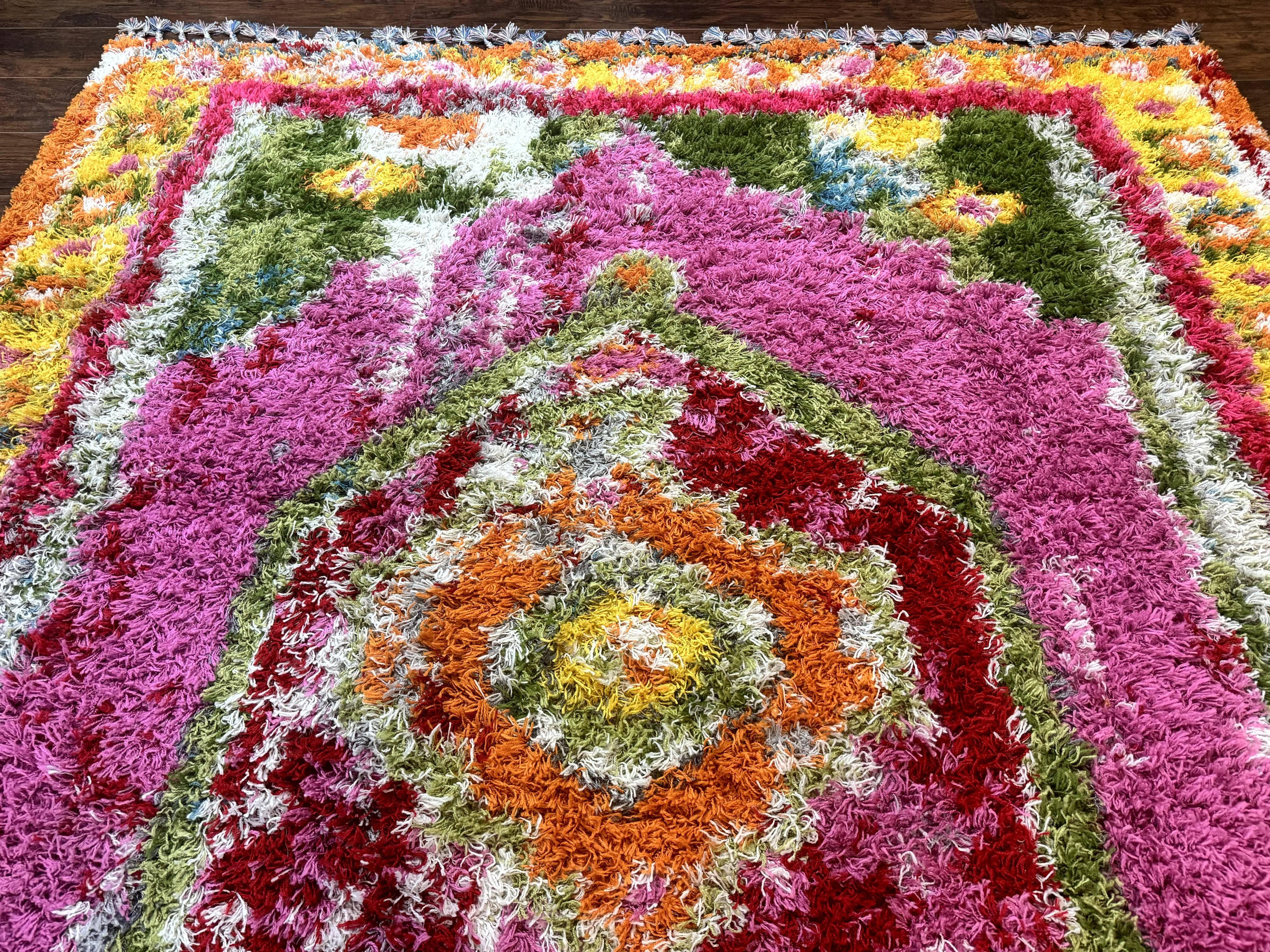 Colorful Shag Rug 8x10, Fuchsia and Multicolor - Image 4
