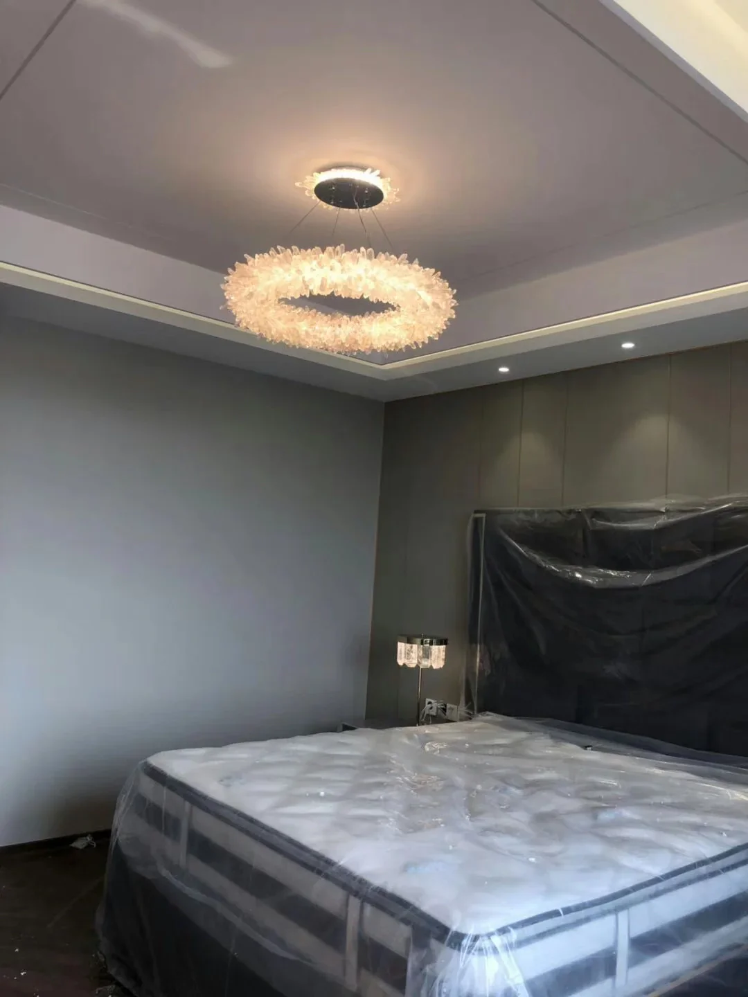 Crystal Brass Round Chandelier - Image 16