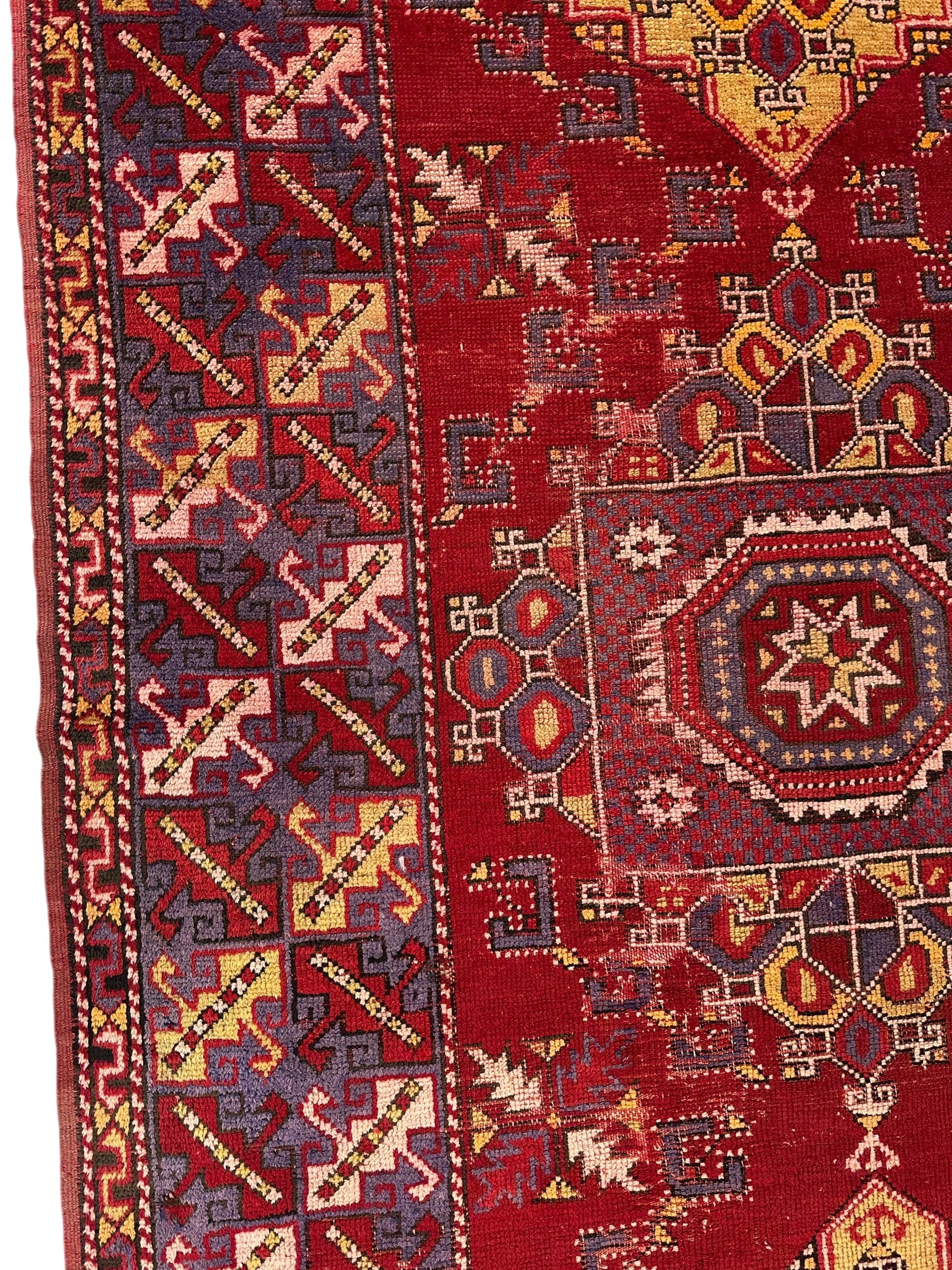 Dezgiri Anatolian Tribal Wool Rug – 5’x8’– Hand-Knotted Red Medallion Rug with Geometric Motifs - Image 4