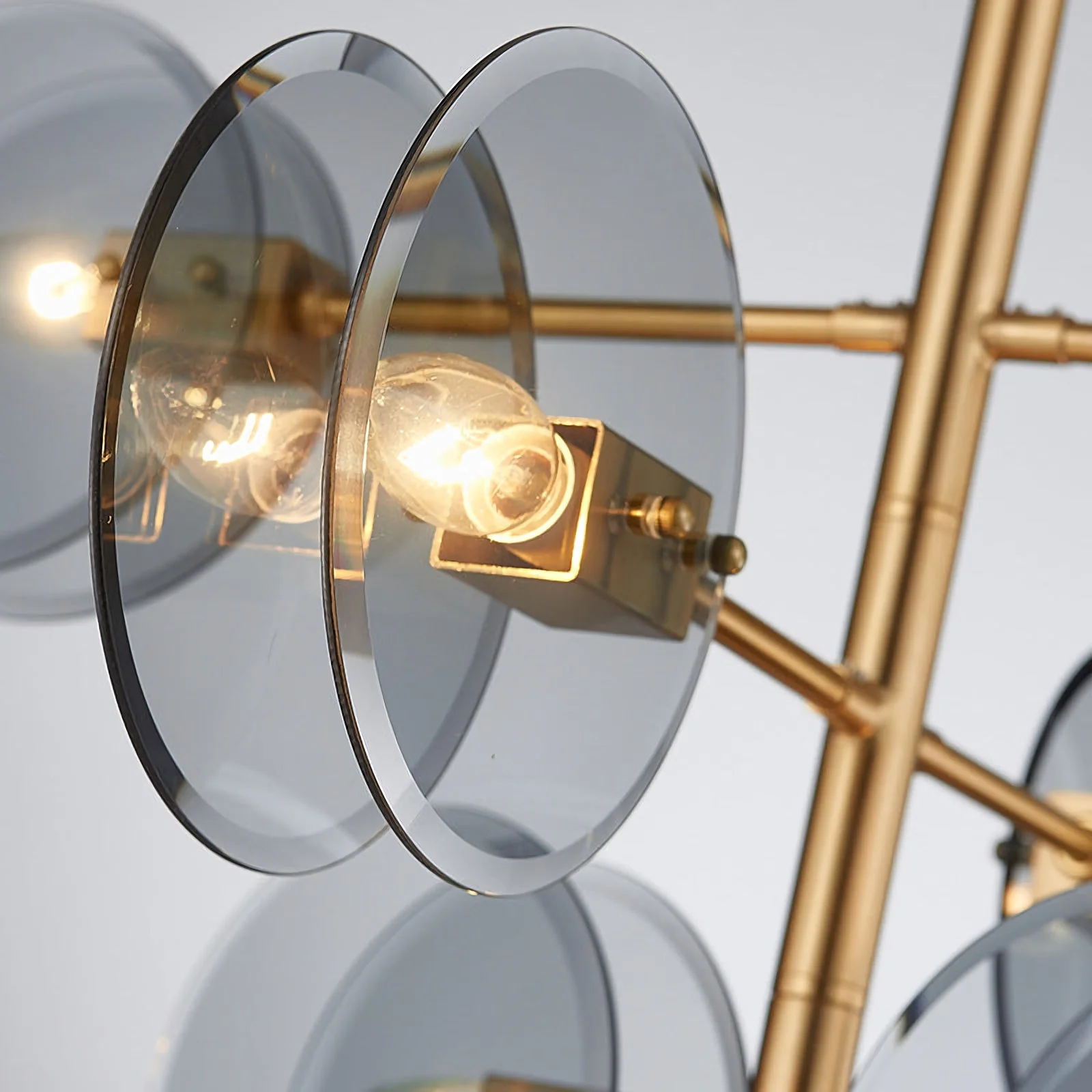Disc Arteriors Norwich Glass Chandelier - Image 11