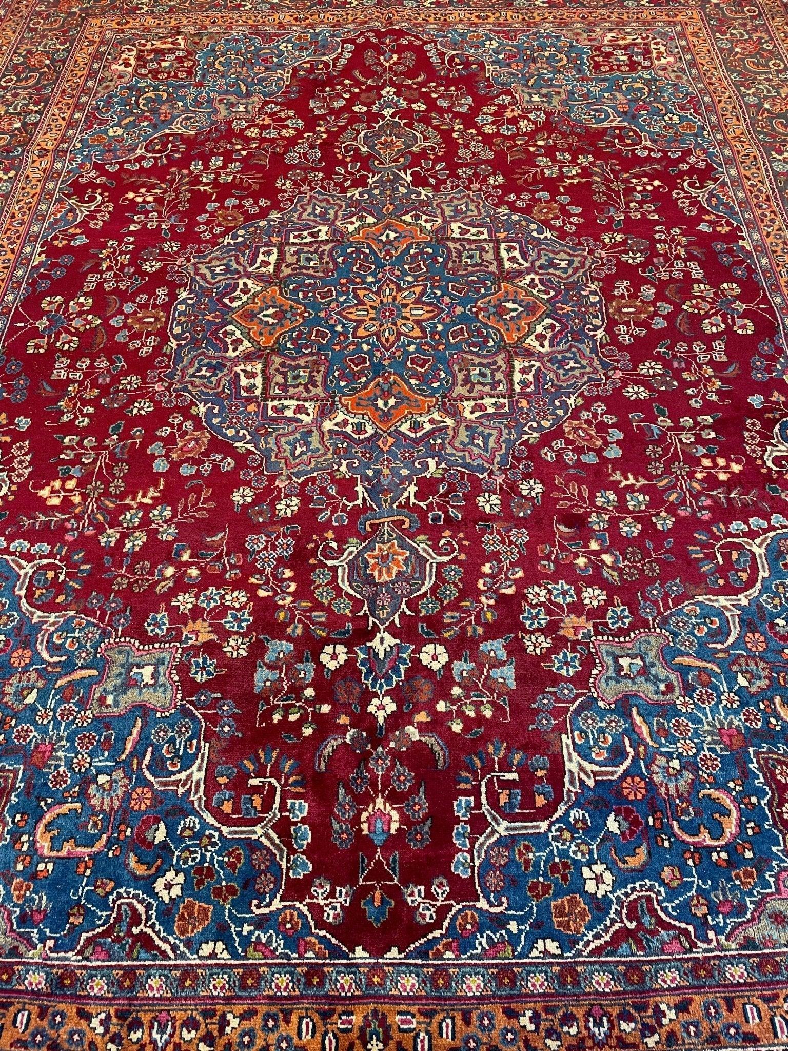 Elegant Hand Knotted Khorasan Area Rug 9’8” x 12’10” - Image 3