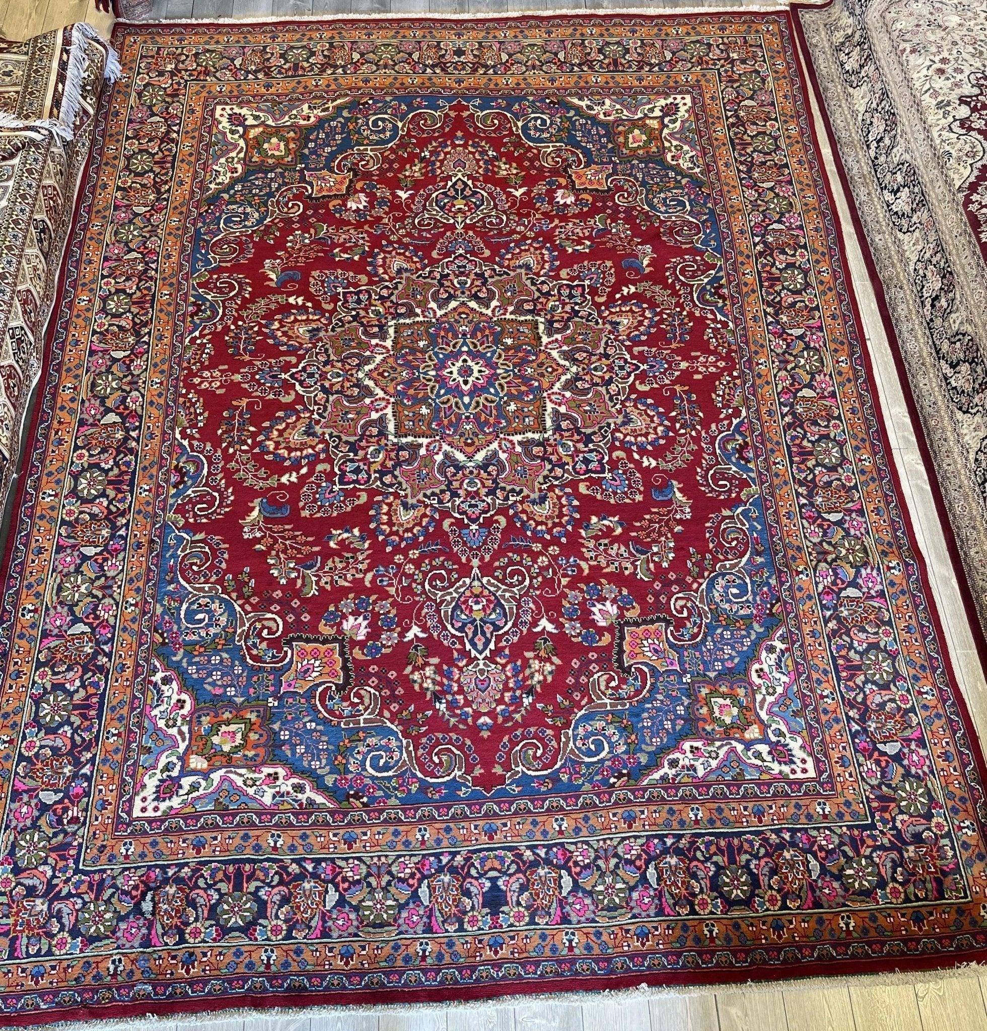 Elegant Mint Vintage 1960's Hand Knotted Veggie Dye Khorasan Area Rug 9’7” x 12’9” - Image 2