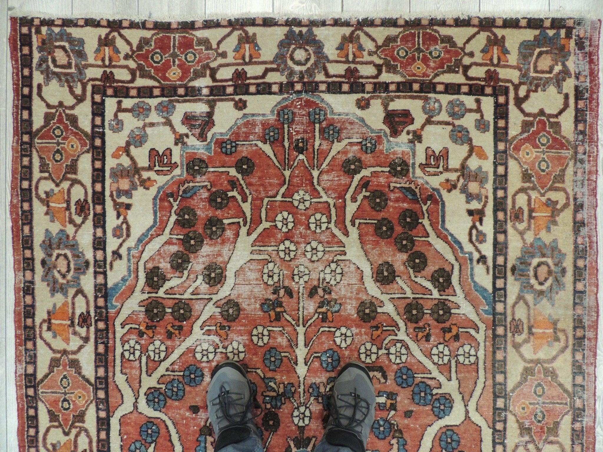 Exquisite Distressed Fine Persian Area Rug 5x7 Ft - Image 9