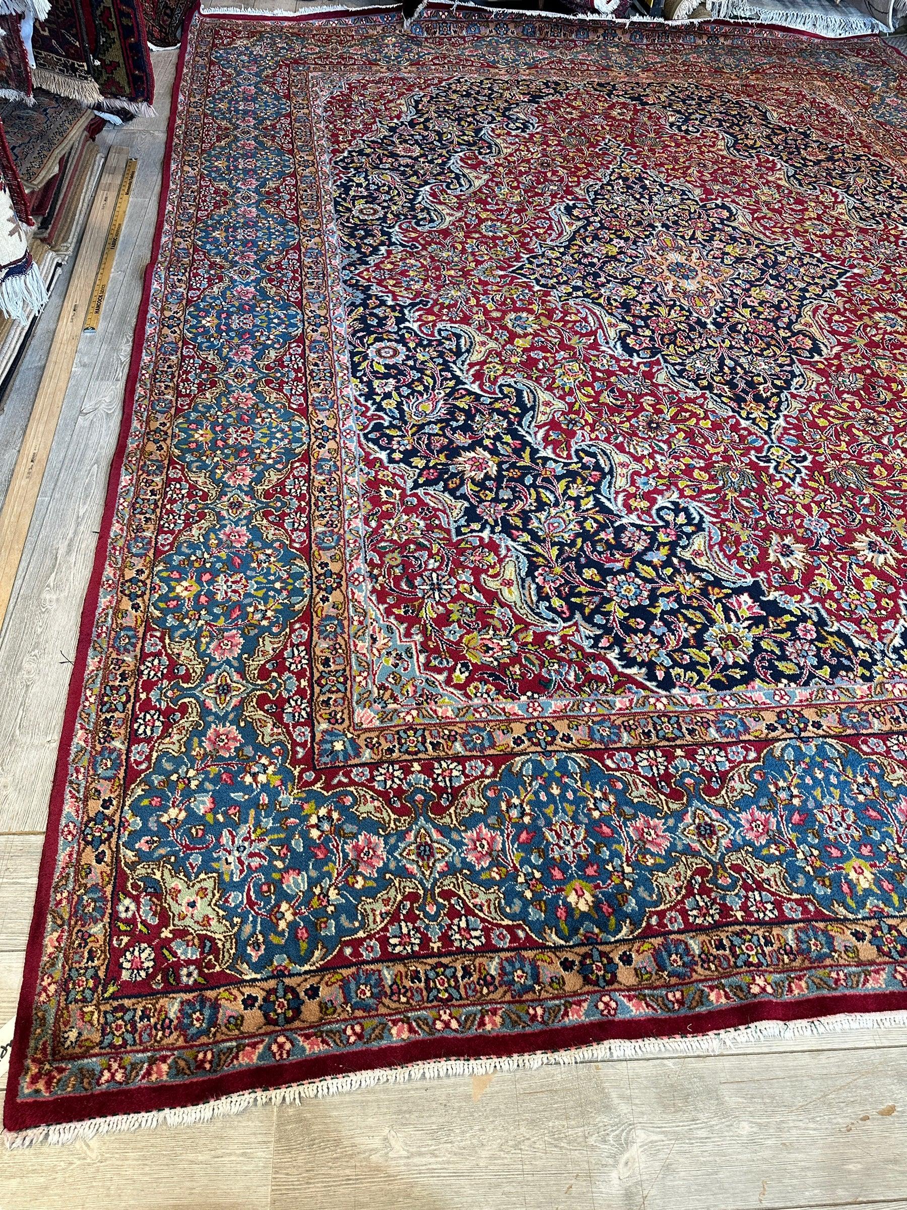 Exquisite Persian Vintage Medalian Rug 10 x 13 - Image 4