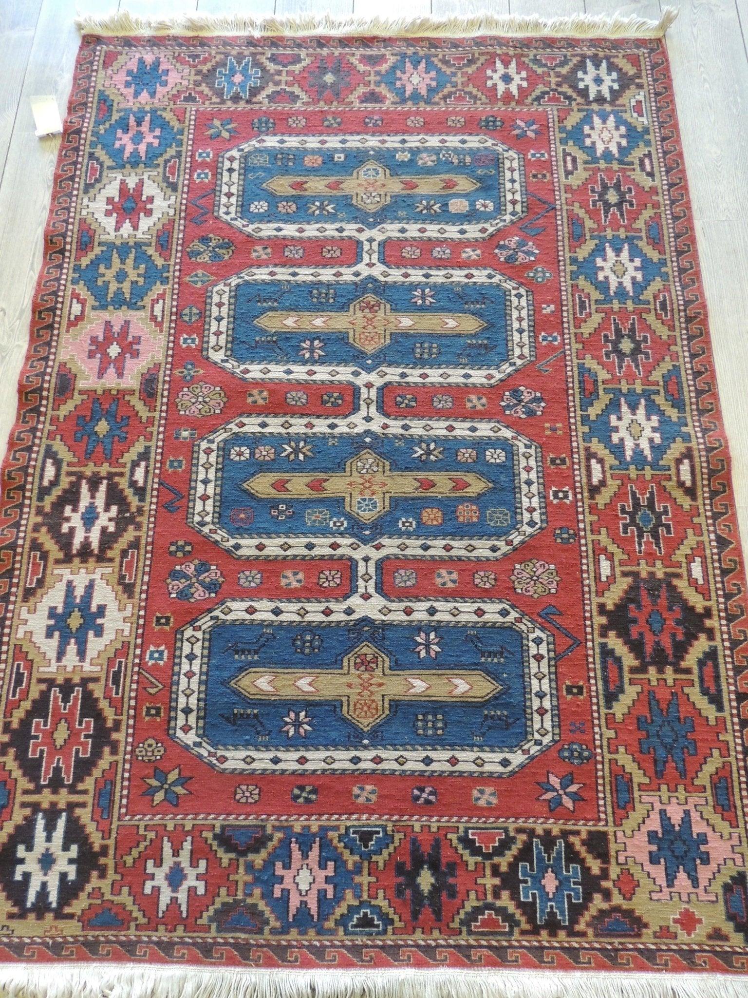 Exquisite Vintage Hand Knotted Soumak Area Rug 6x4 Ft - Image 3