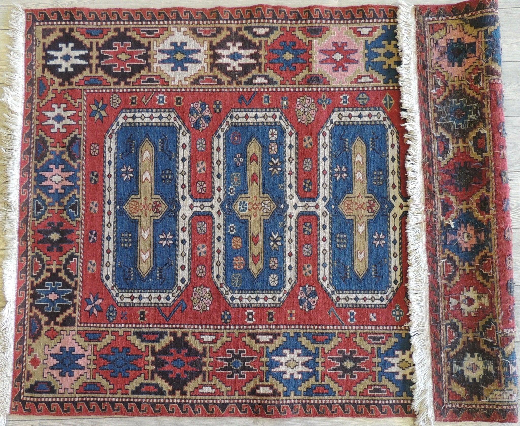 Exquisite Vintage Hand Knotted Soumak Area Rug 6x4 Ft - Image 4